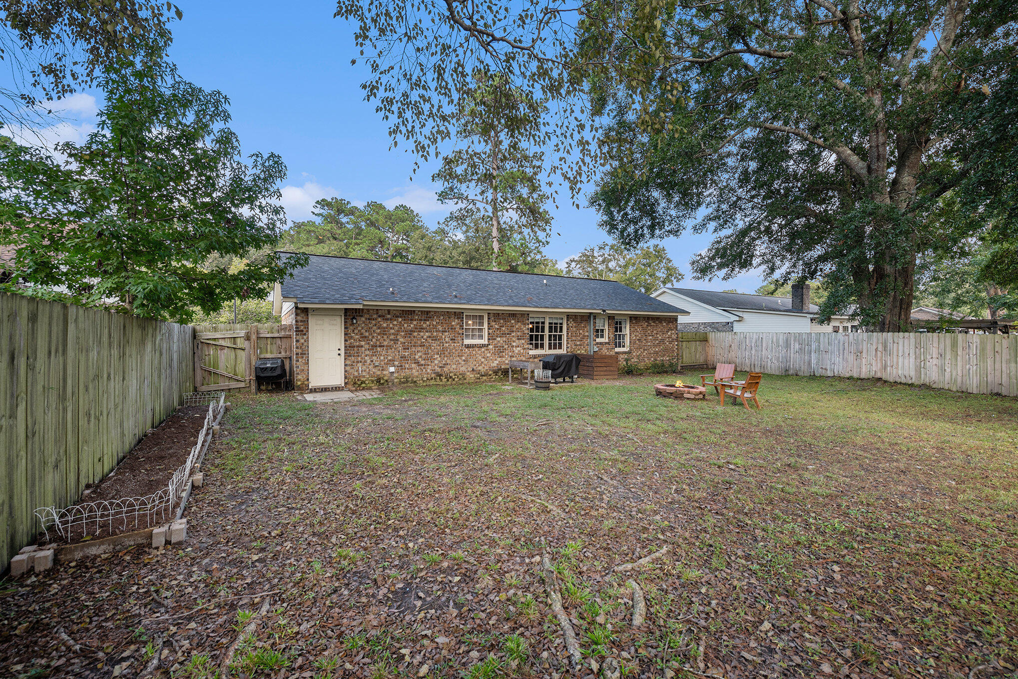 106 Highland Avenue, Summerville