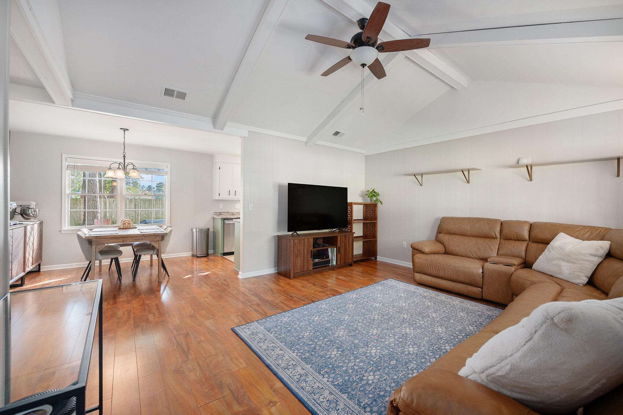 106 Highland Avenue, Summerville