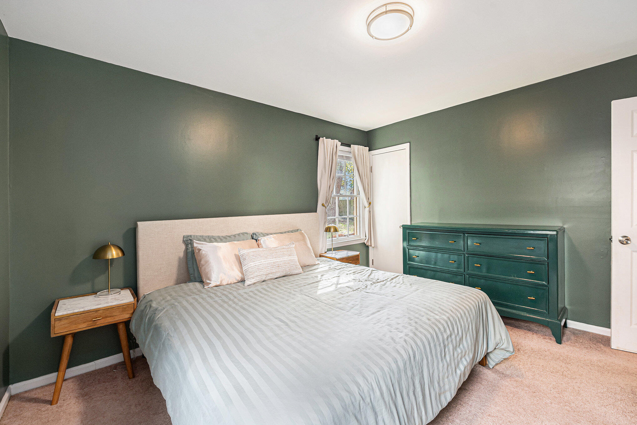 106 Highland Avenue, Summerville