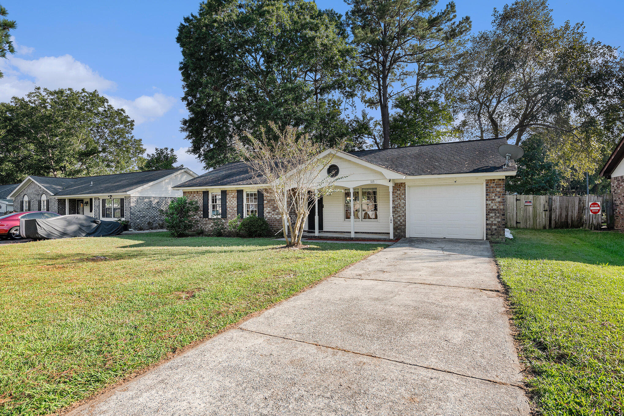 106 Highland Avenue, Summerville
