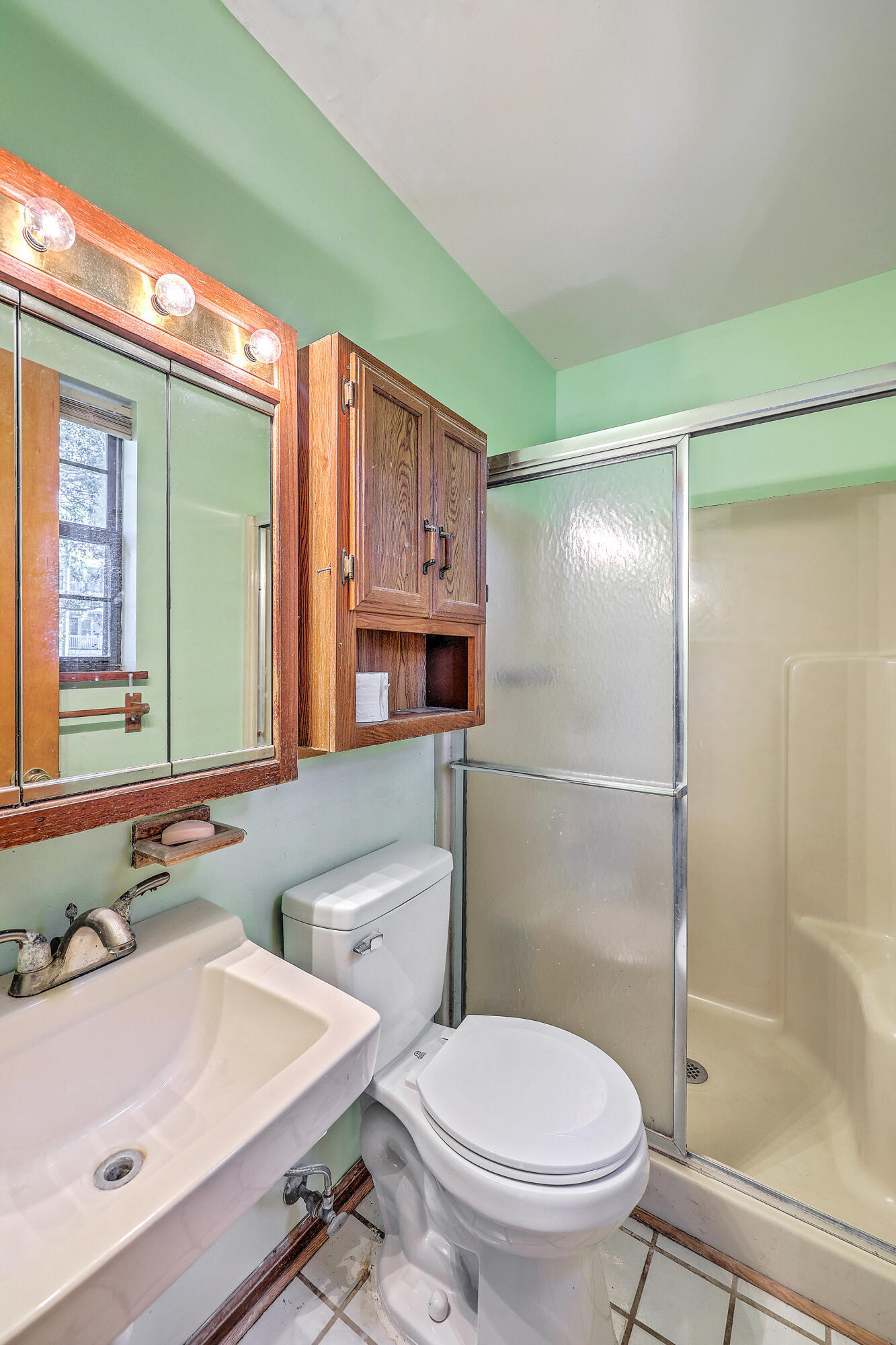 318 E Erie Avenue, Folly Beach