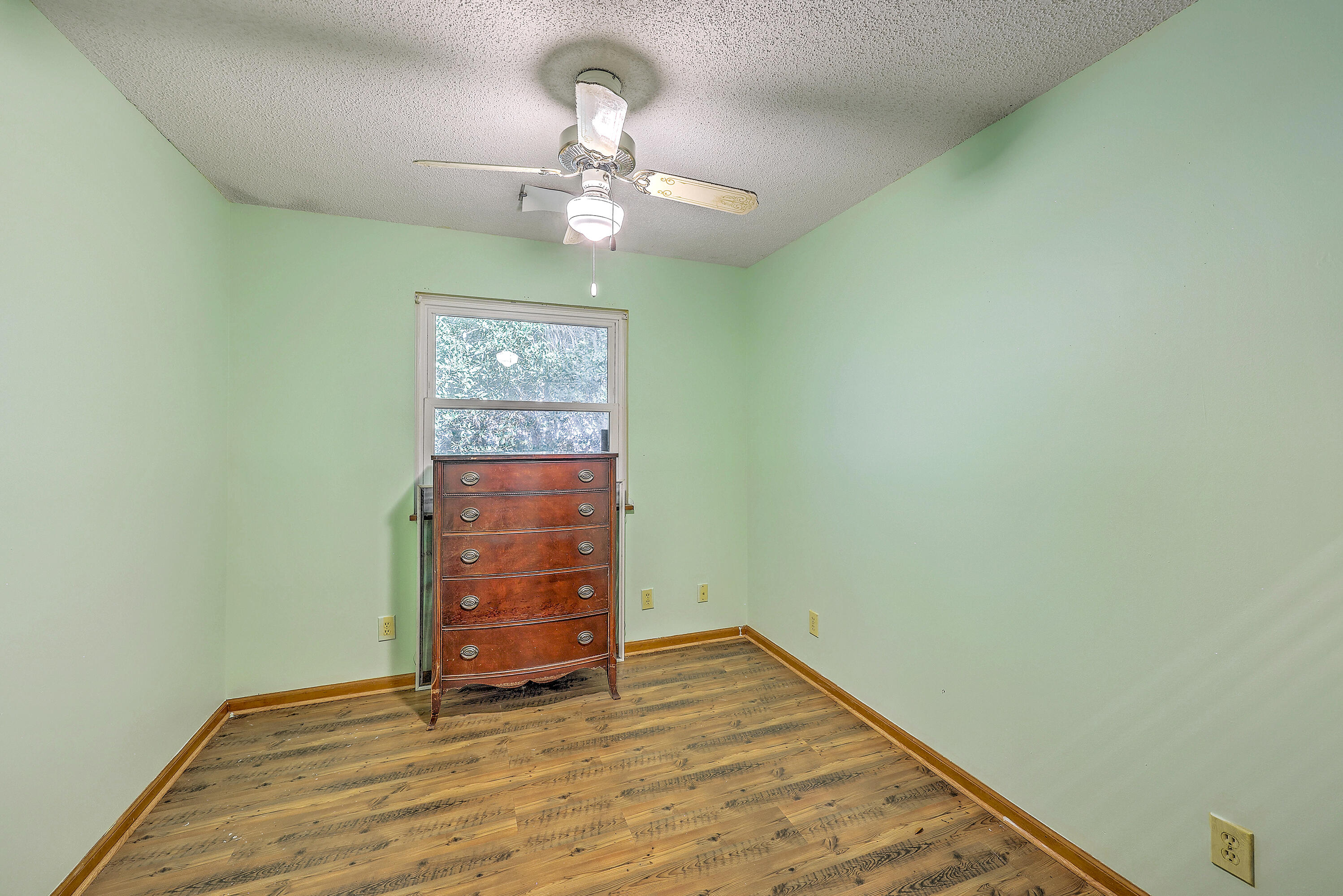 318 E Erie Avenue, Folly Beach