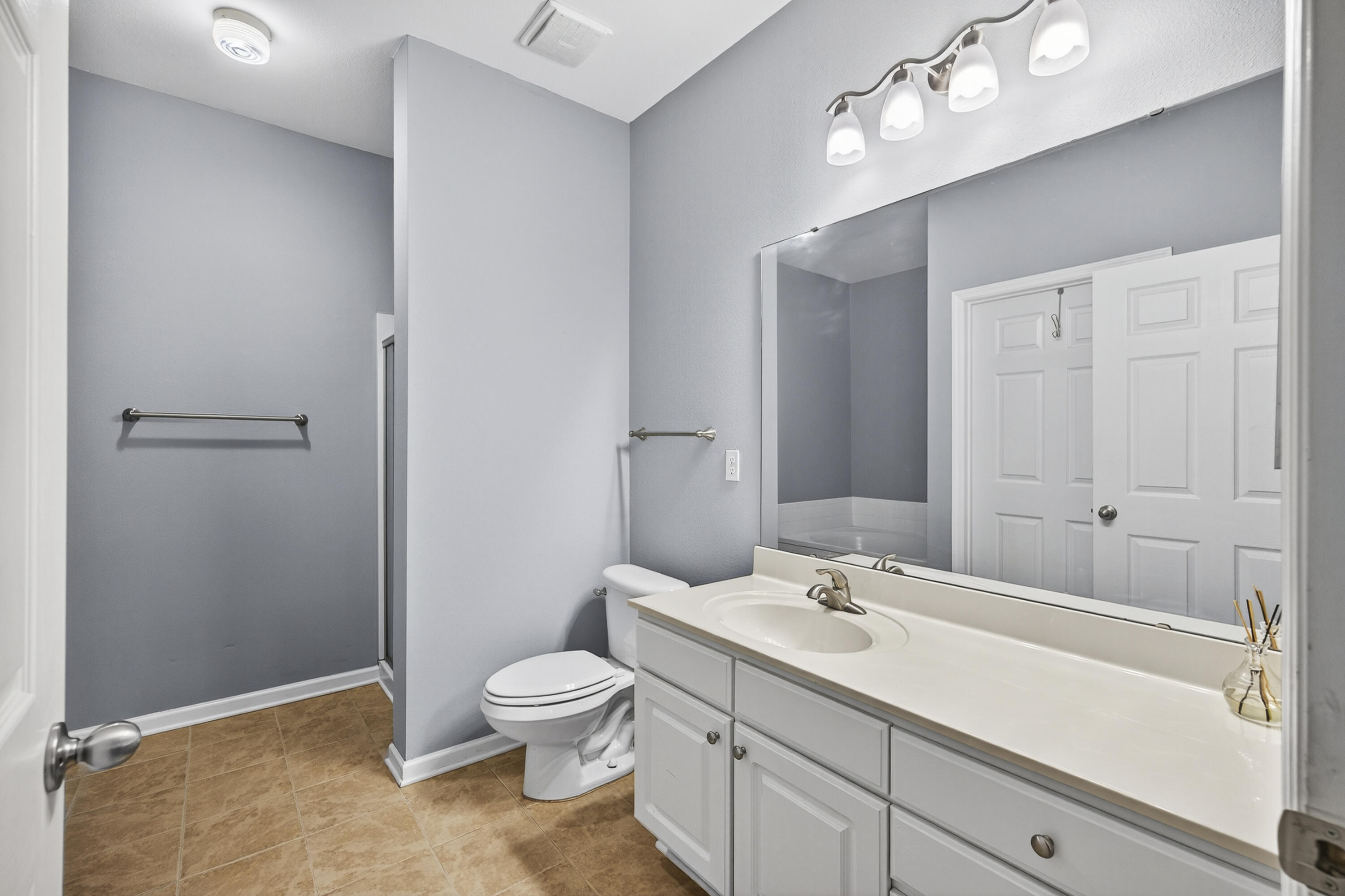 1411 Cambridge Lakes Drive # 108