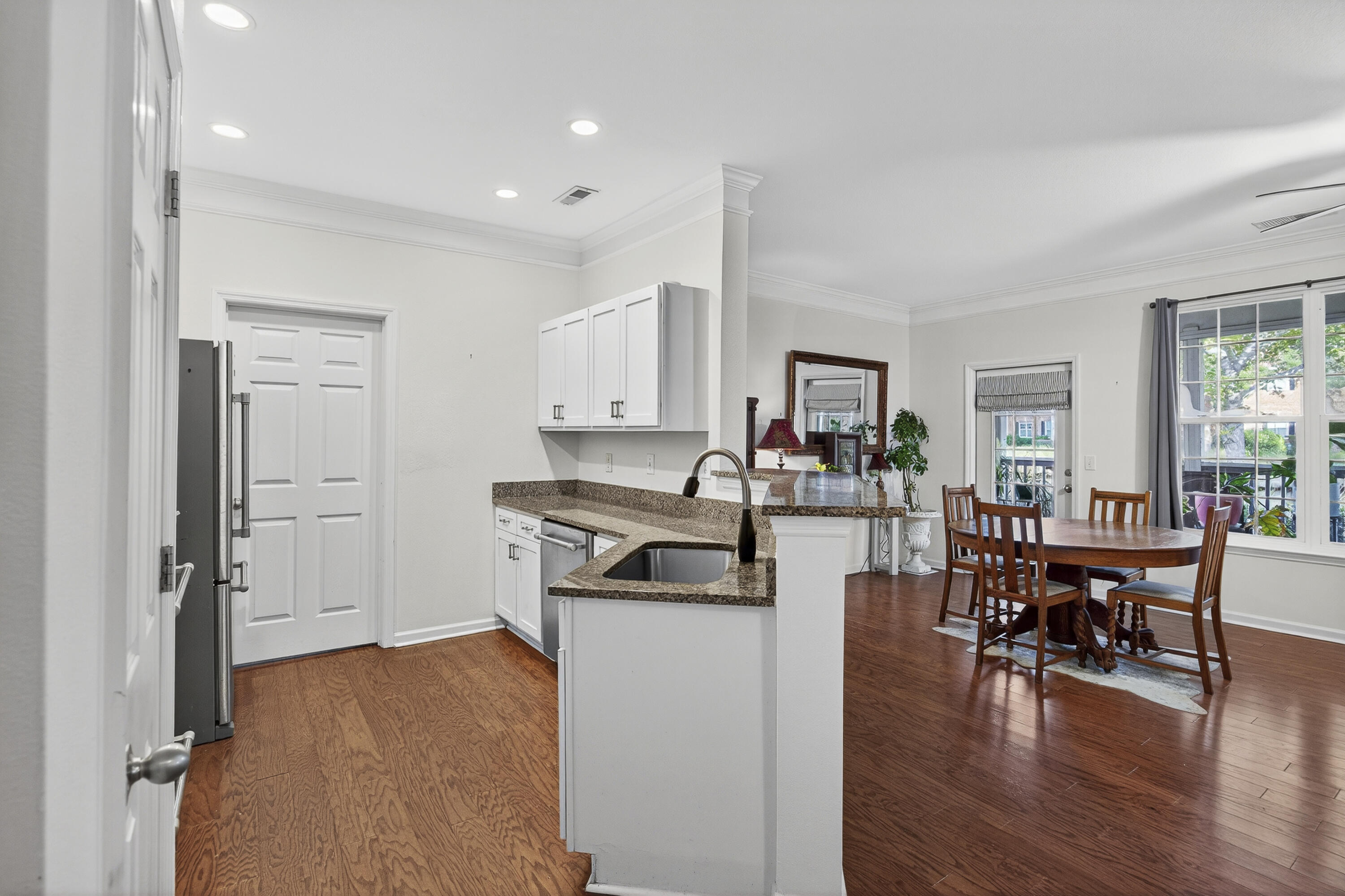 1411 Cambridge Lakes Drive # 108