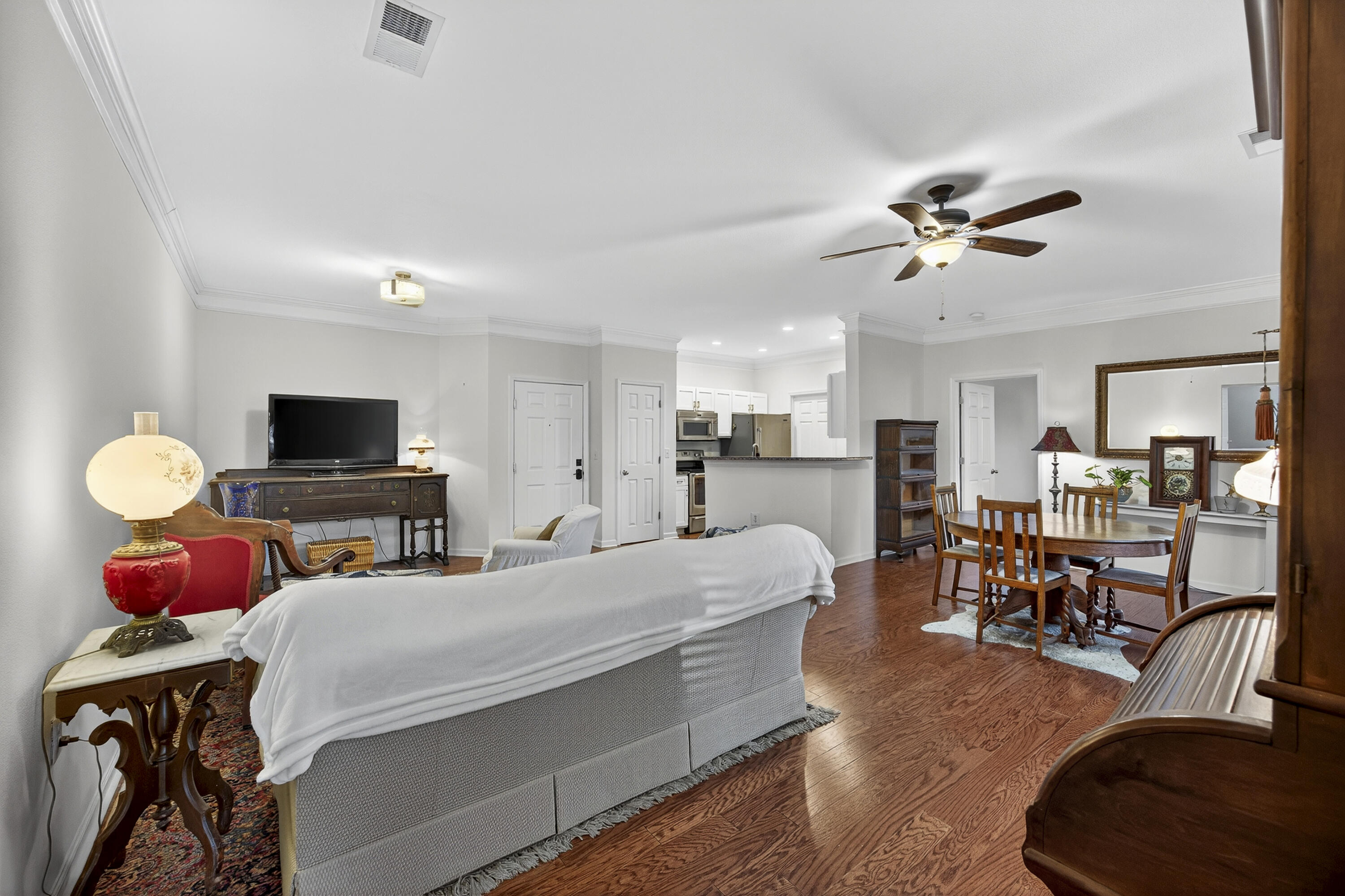 1411 Cambridge Lakes Drive # 108