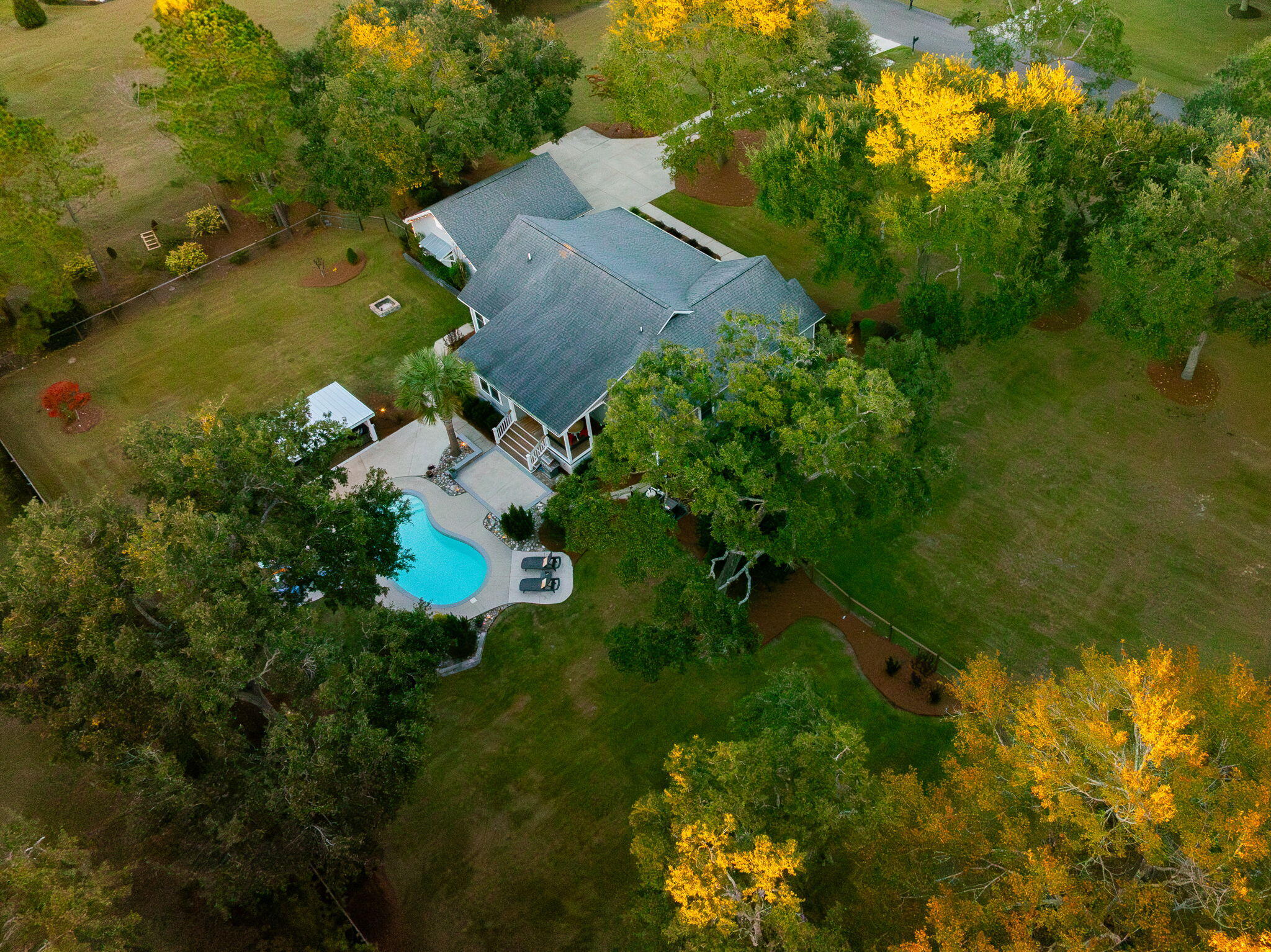 5323 Peerless Place Drive