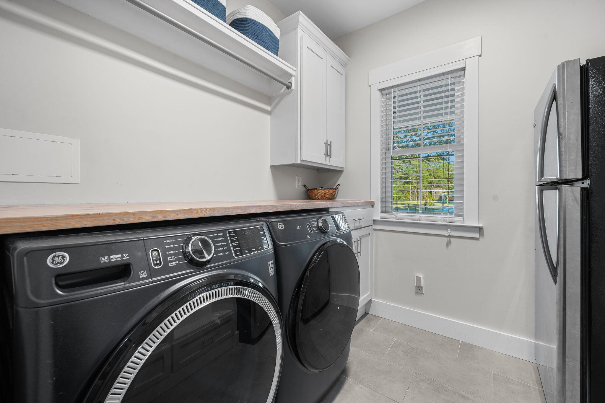 5323 Peerless Place Drive