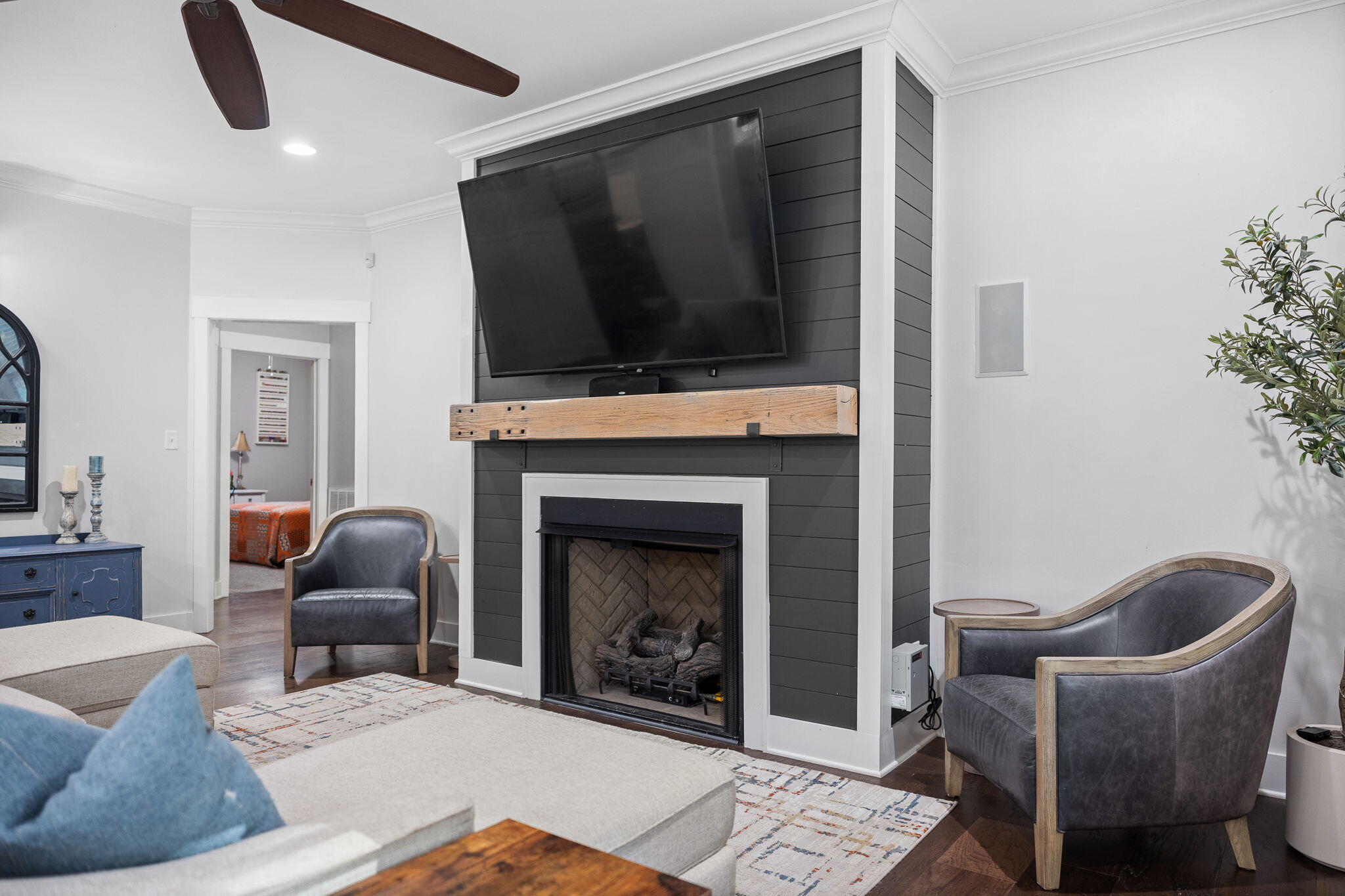 5323 Peerless Place Drive