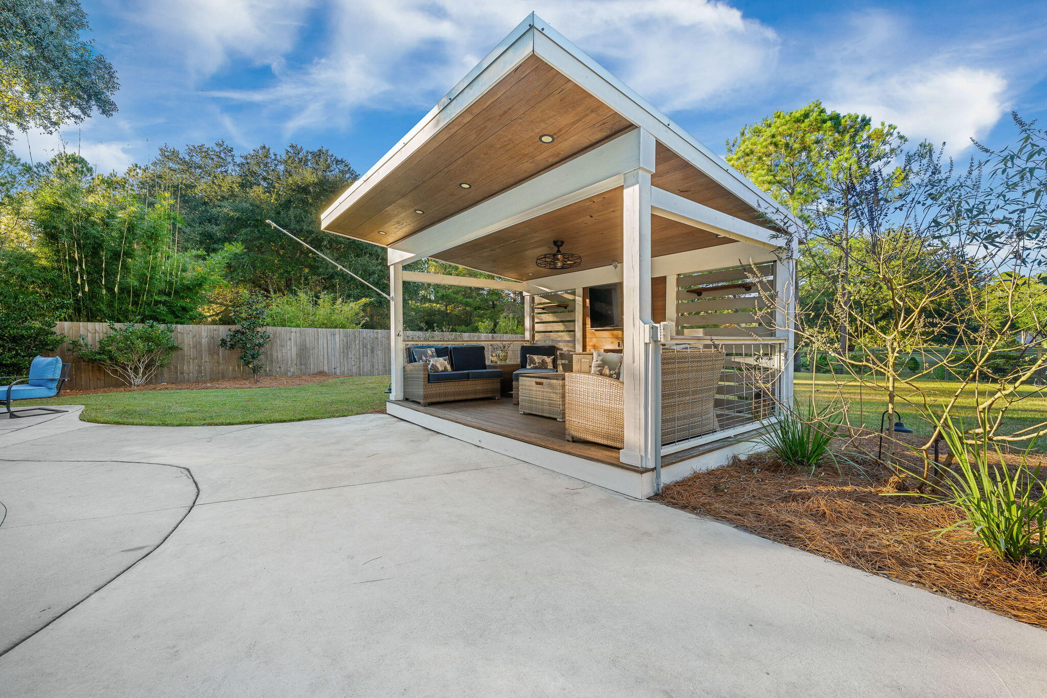 5323 Peerless Place Drive