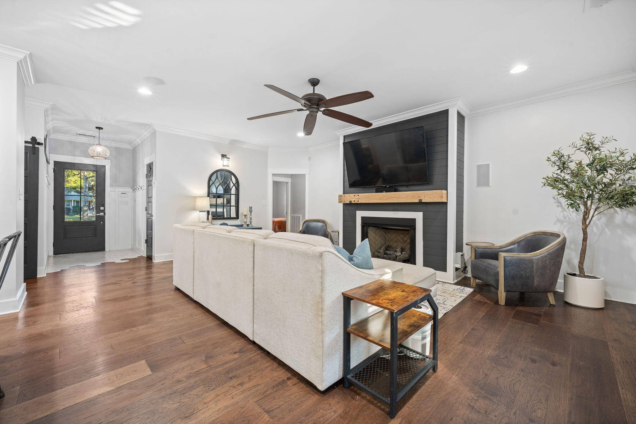 5323 Peerless Place Drive