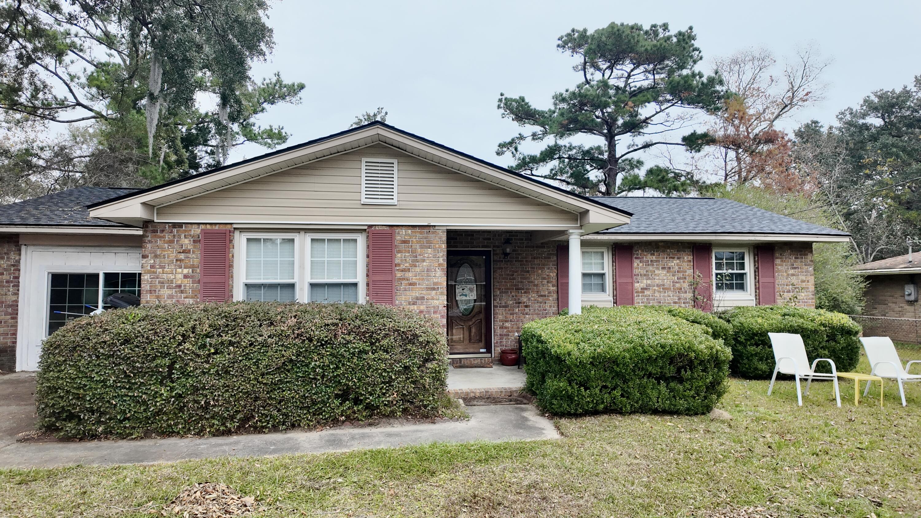 7702 Linsley Dr Drive