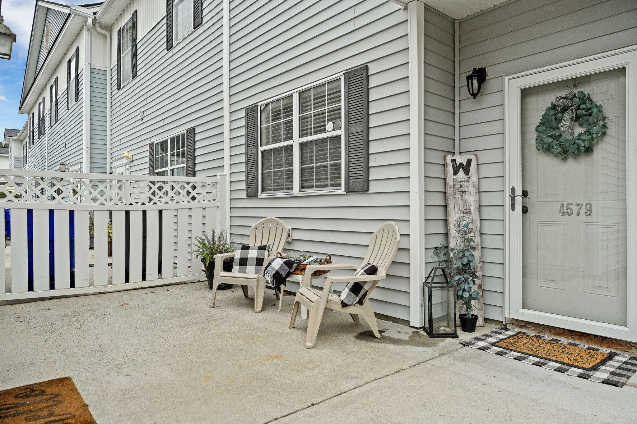 4579 Great Oak Drive