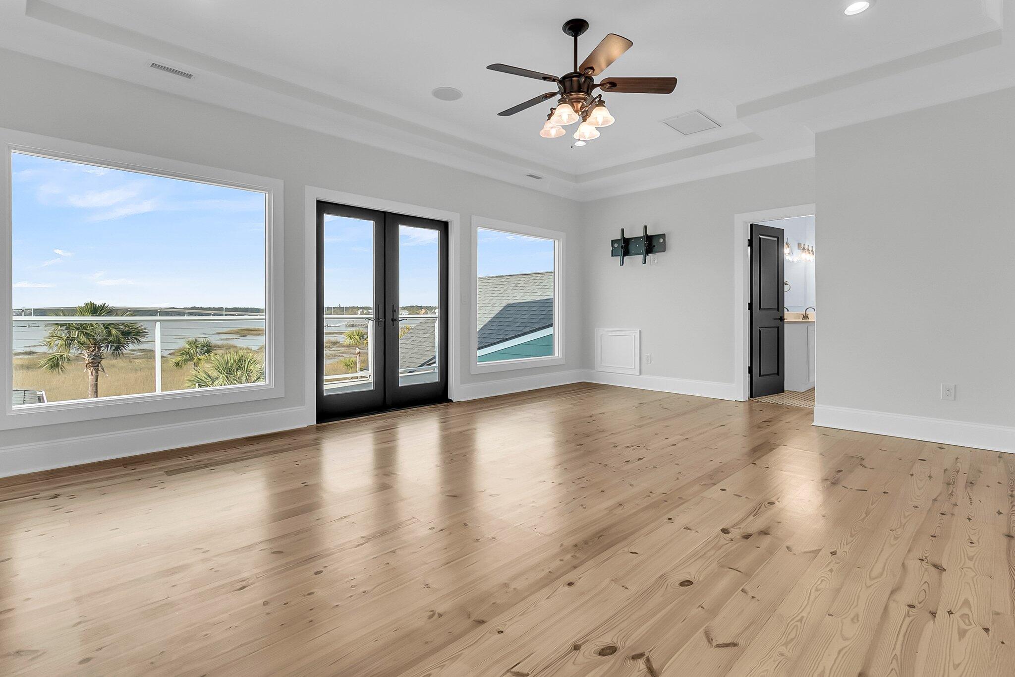 2777 Oak Manor Drive