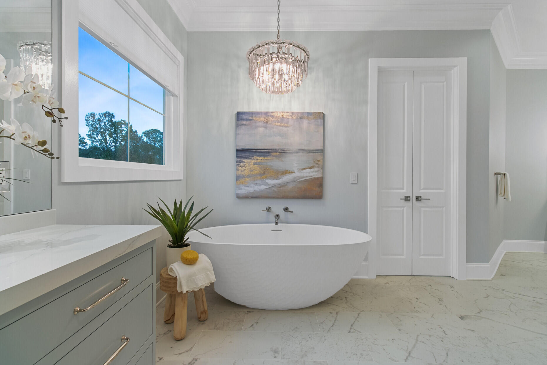 2777 Oak Manor Drive