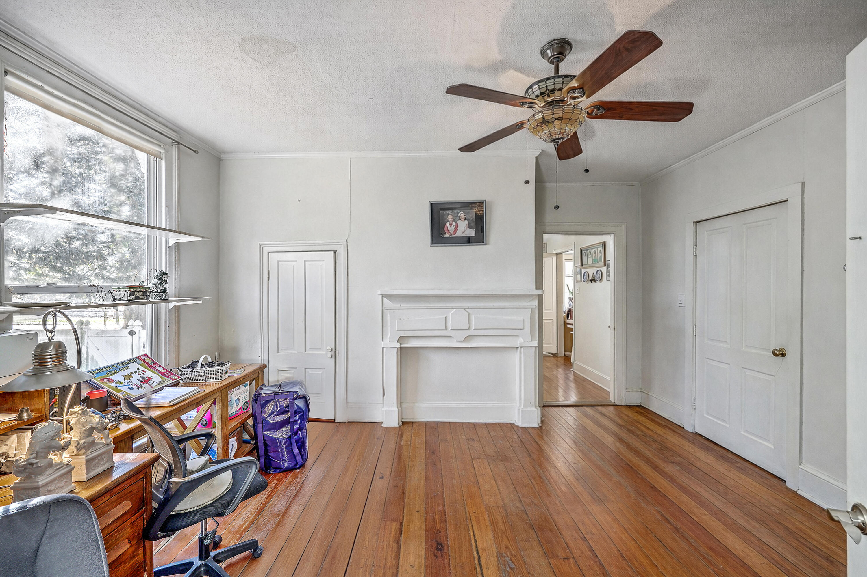 108 NW Railroad Avenue