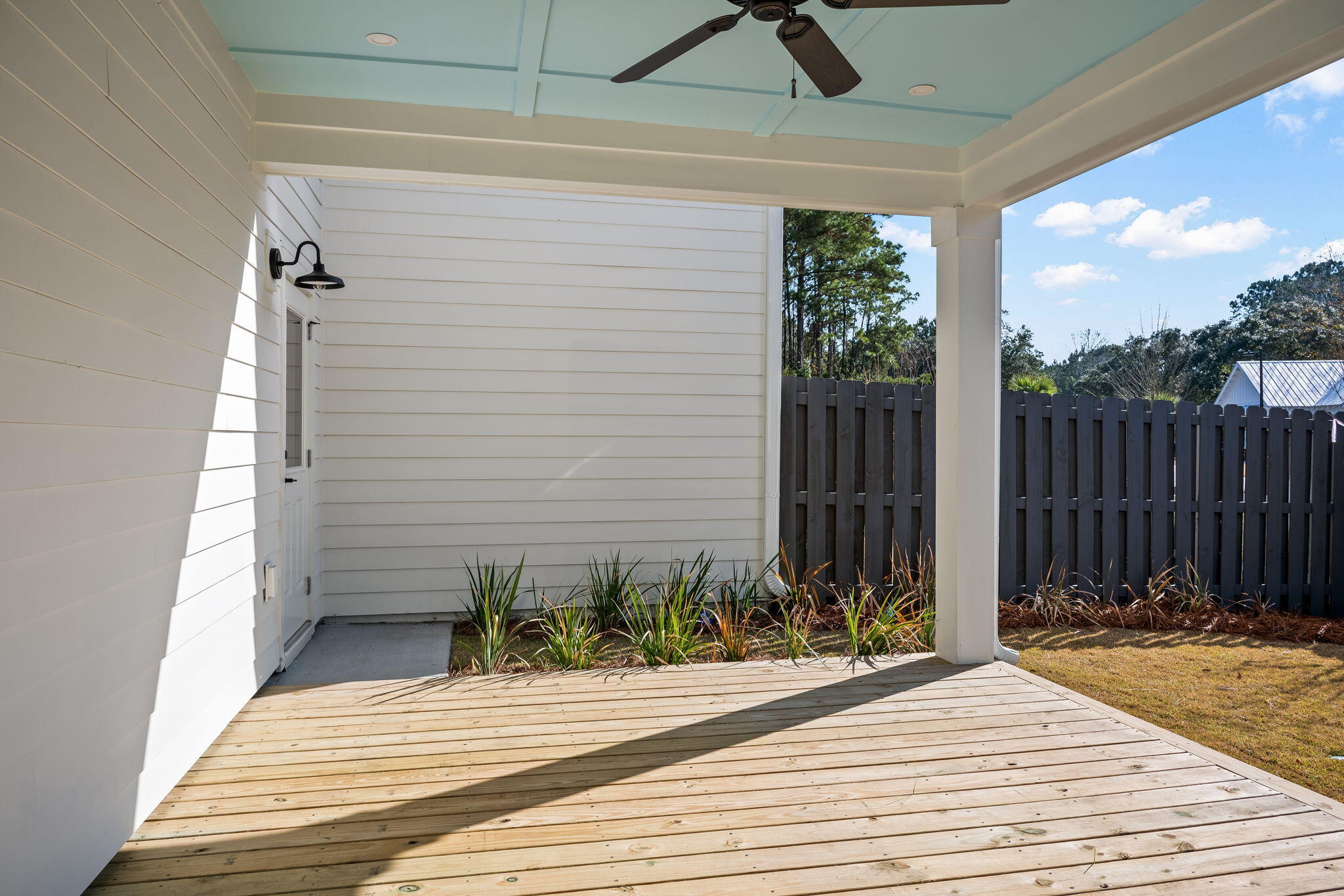 404 Oak Hammock Court