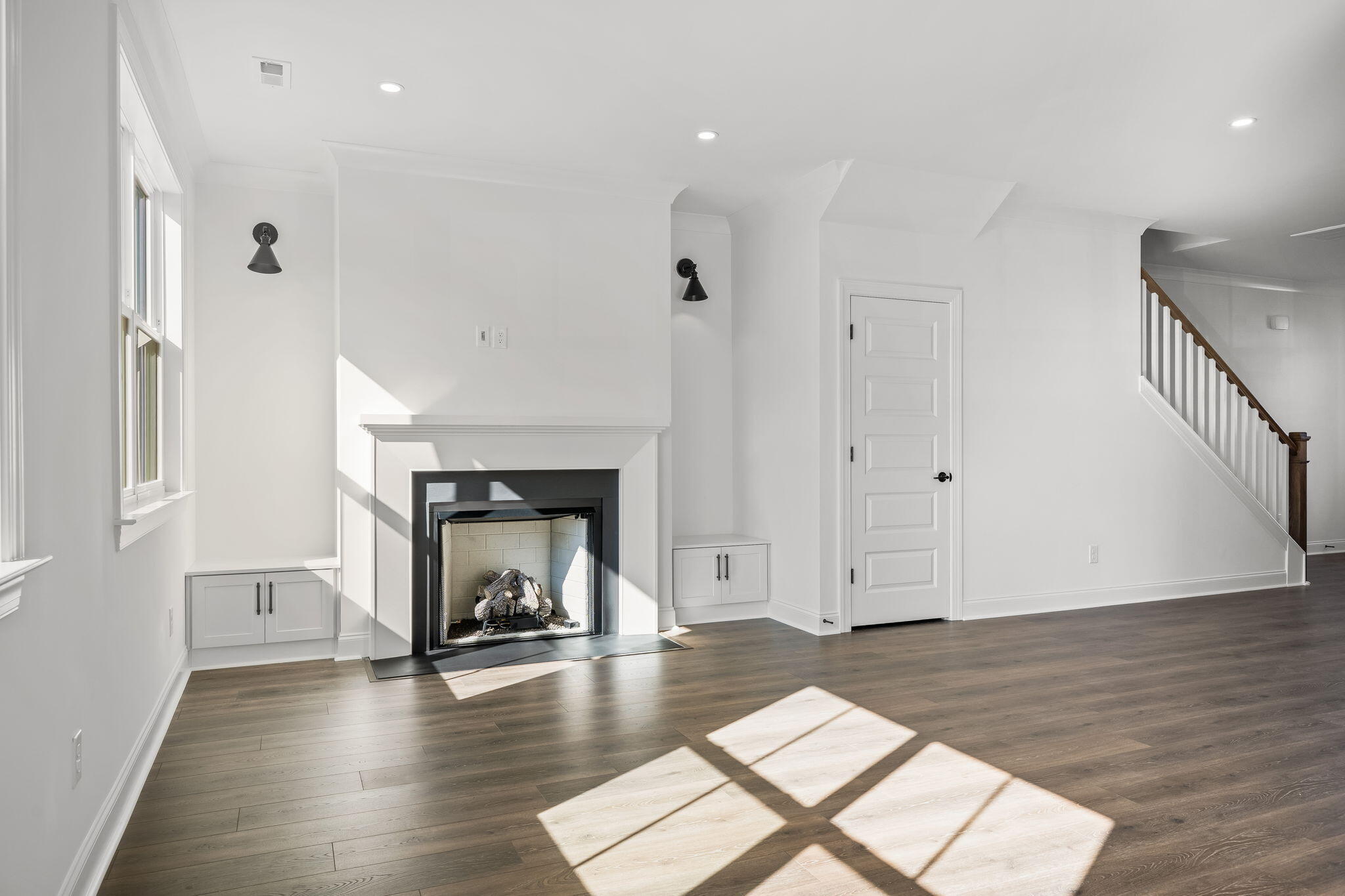 404 Oak Hammock Court