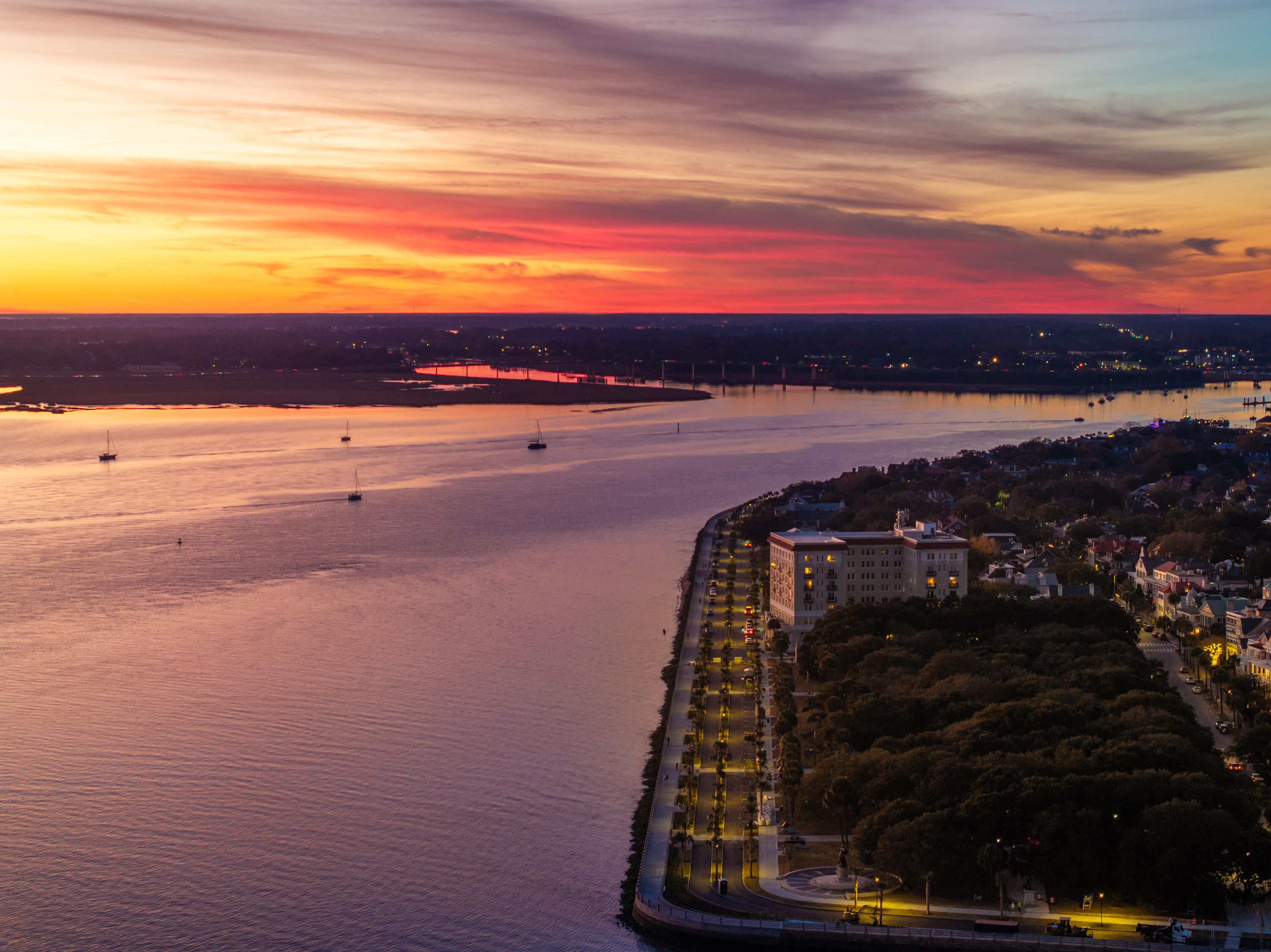 14 1/2 Murray Boulevard