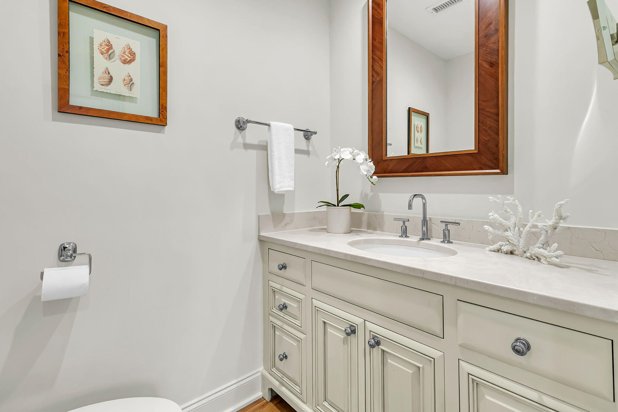 14 1/2 Murray Boulevard