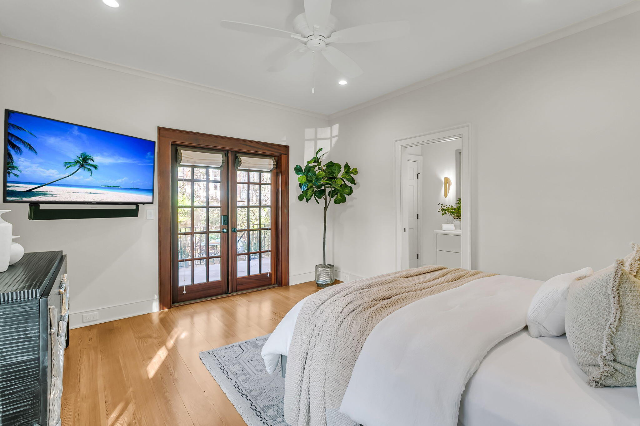 14 1/2 Murray Boulevard