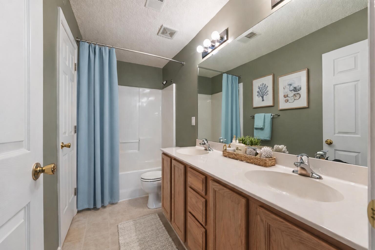 8038 Shadow Oak Drive