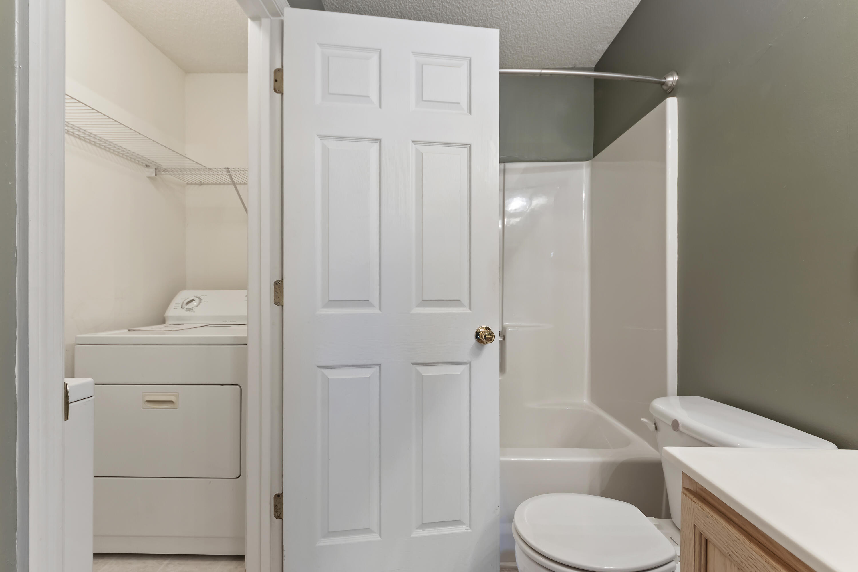 8038 Shadow Oak Drive