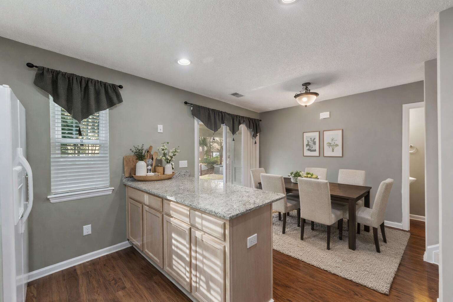 8038 Shadow Oak Drive