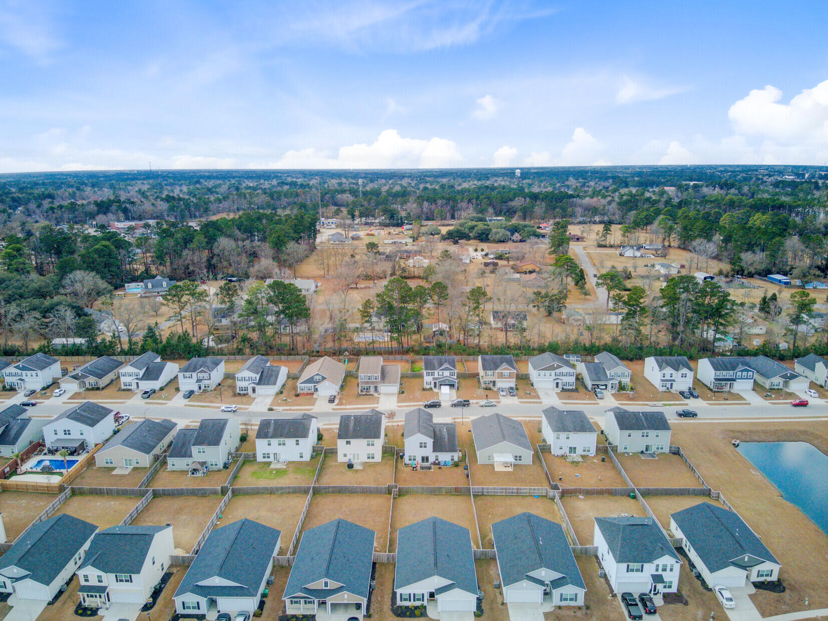 142 Clydesdale Circle