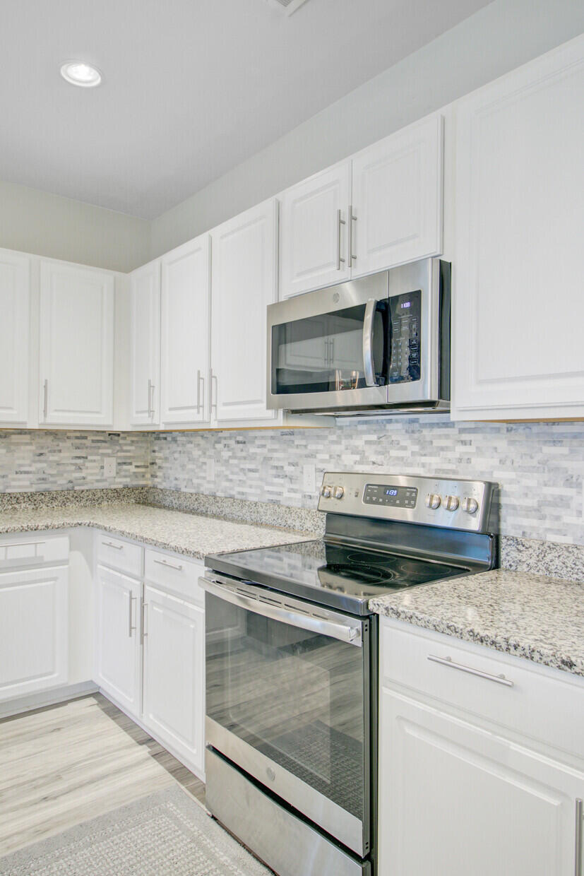 142 Clydesdale Circle