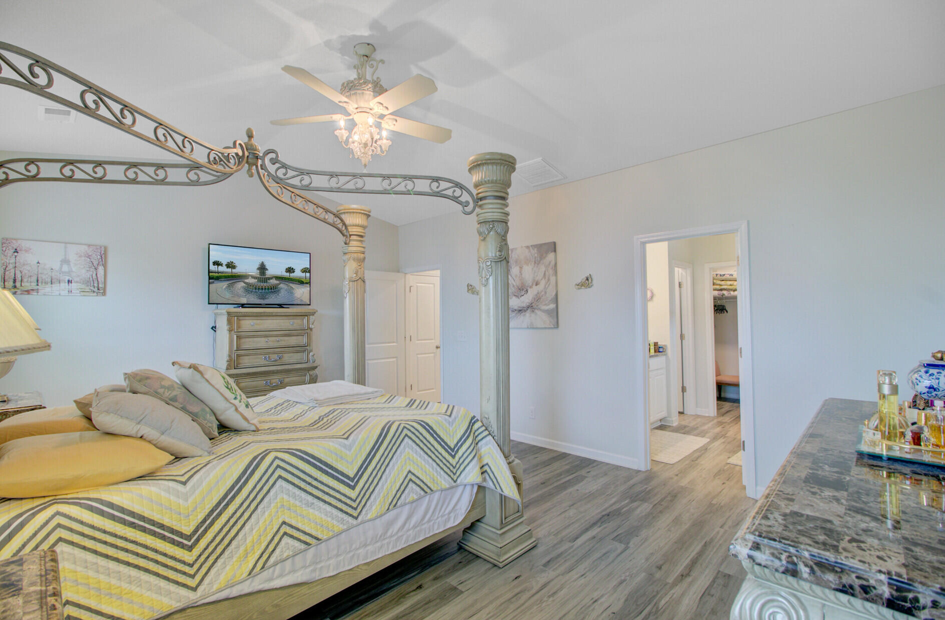 142 Clydesdale Circle