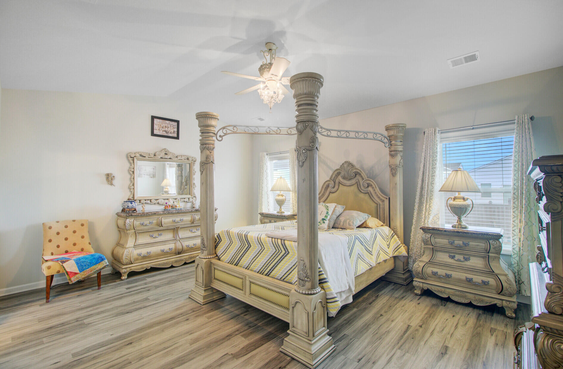 142 Clydesdale Circle