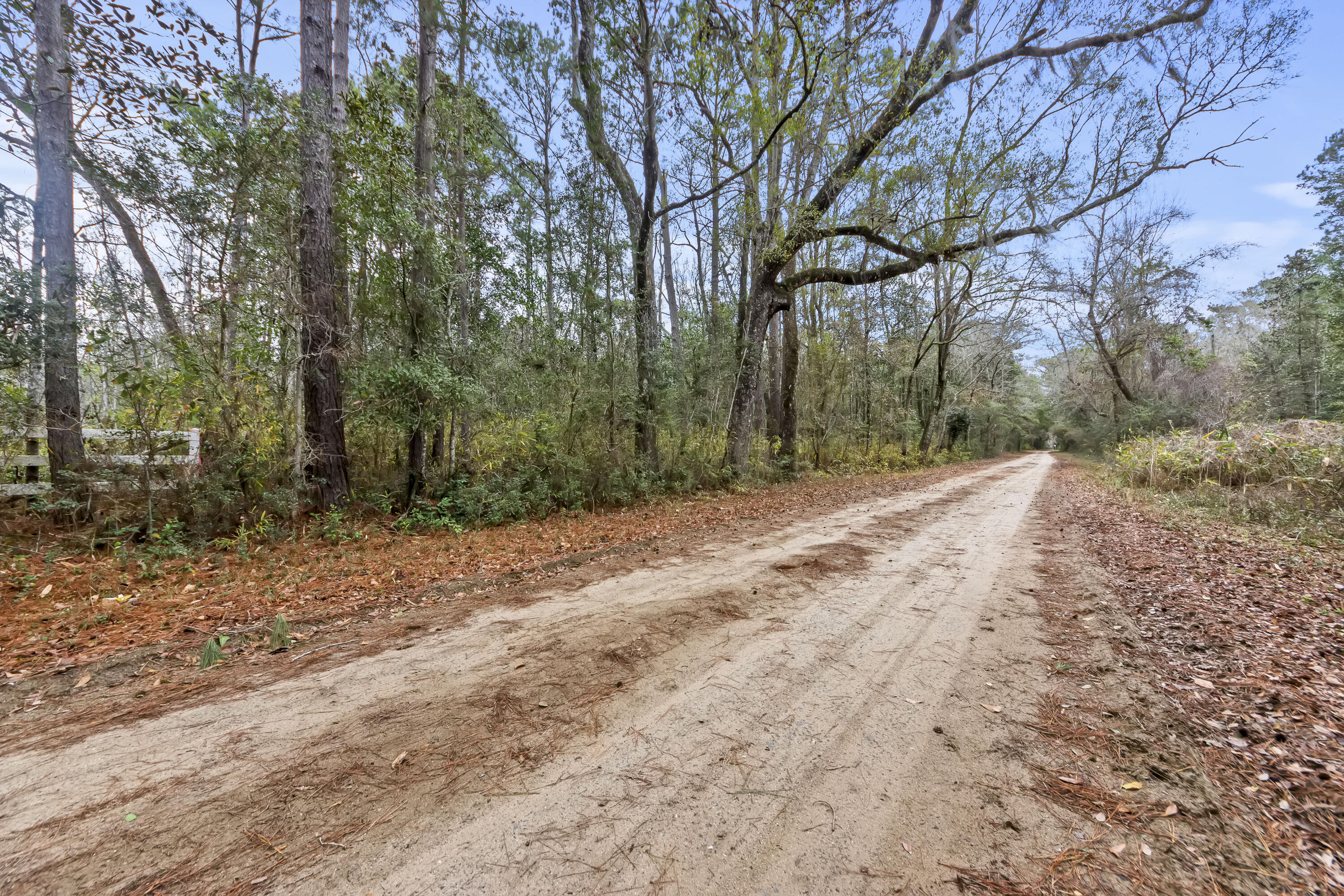 8874 Old Georgetown Road, McClellanville