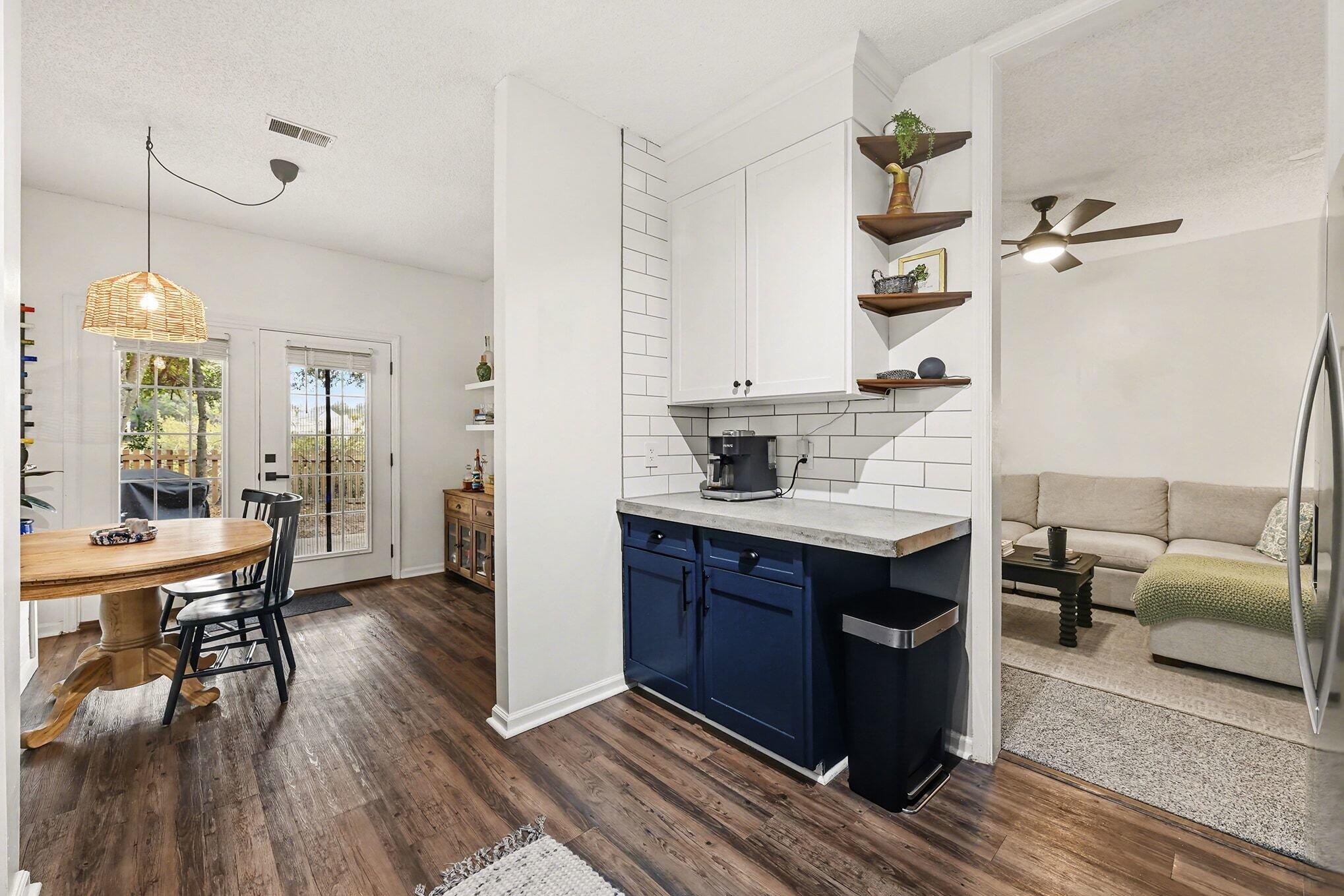 37 Rivers Point Row # A