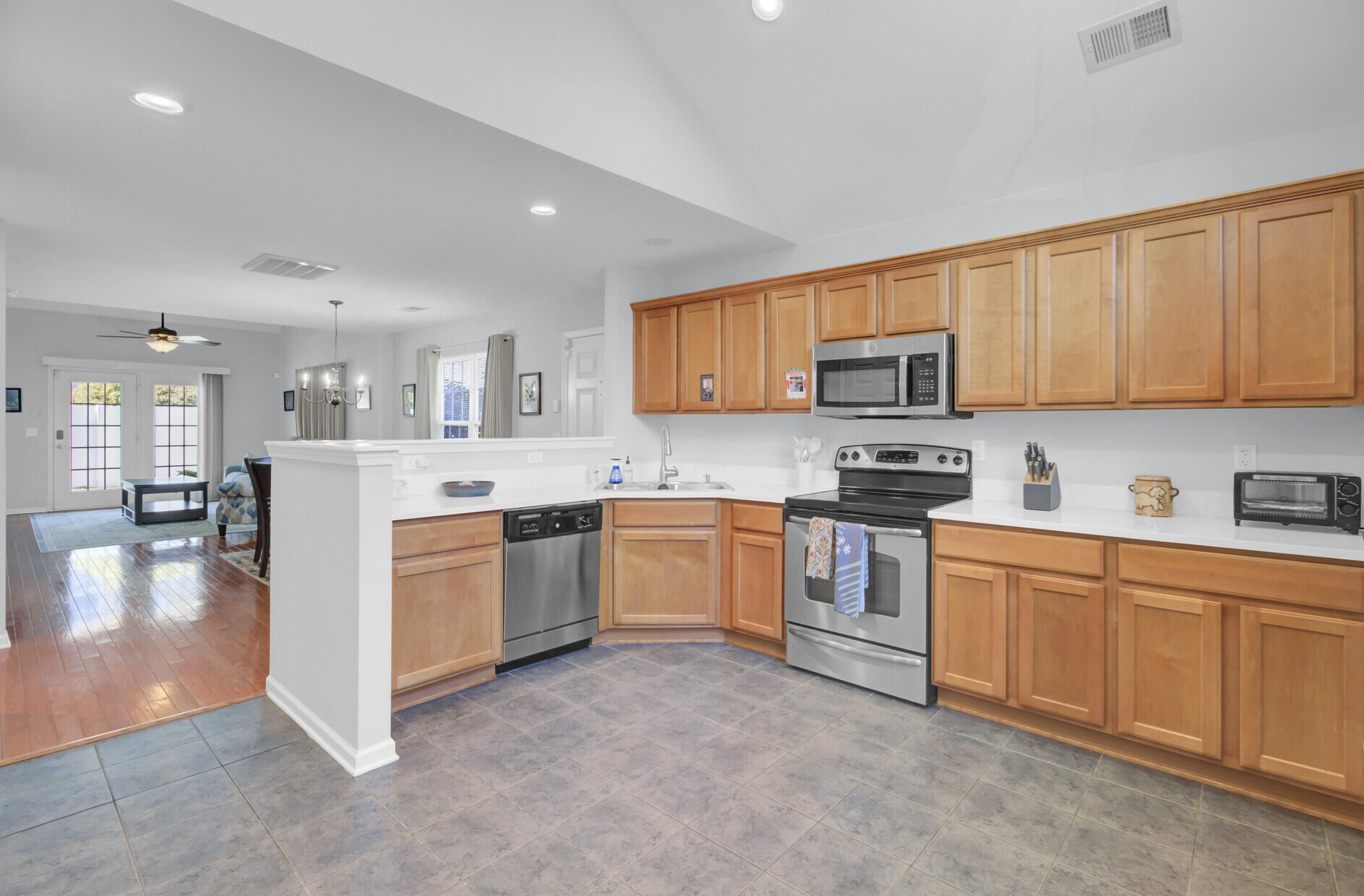 1106 Poplar Grove Place