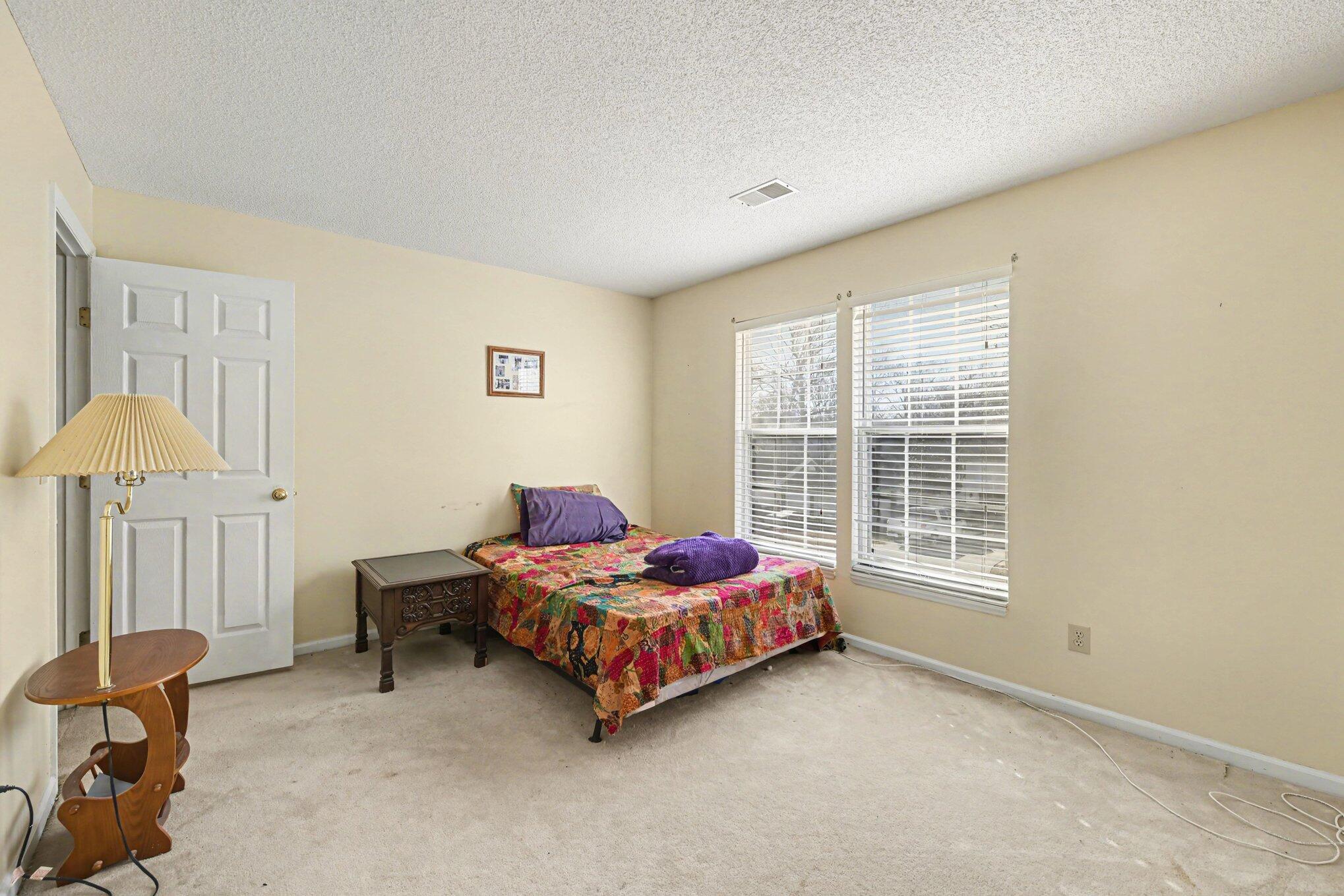 104 N Pembroke Drive