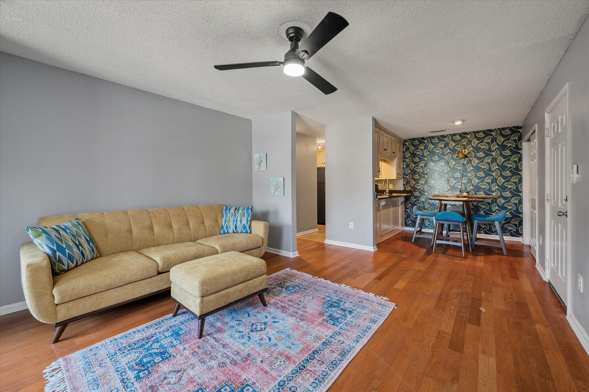 188 Midland Parkway Apt 105