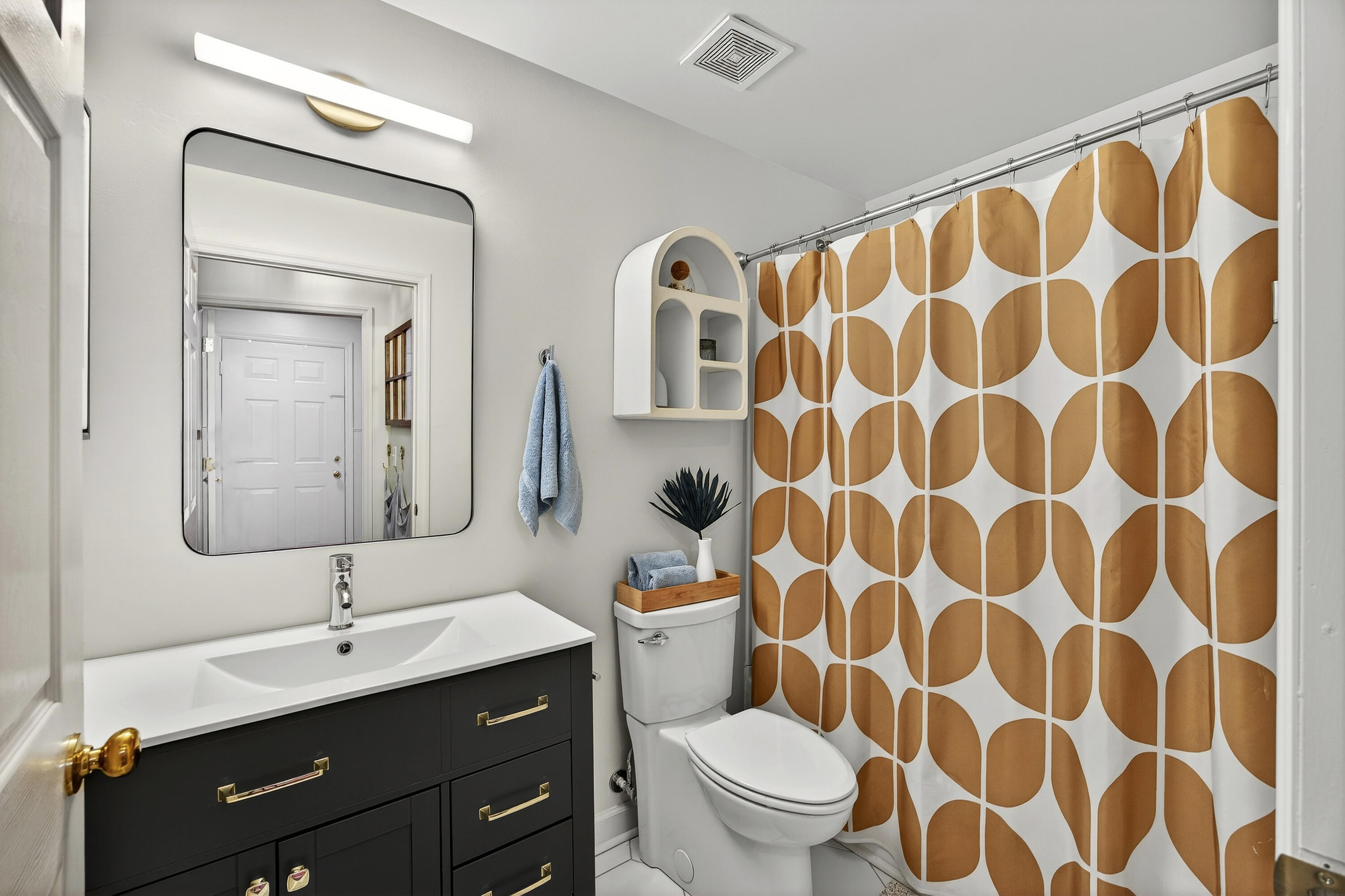 1617 William Hapton Way