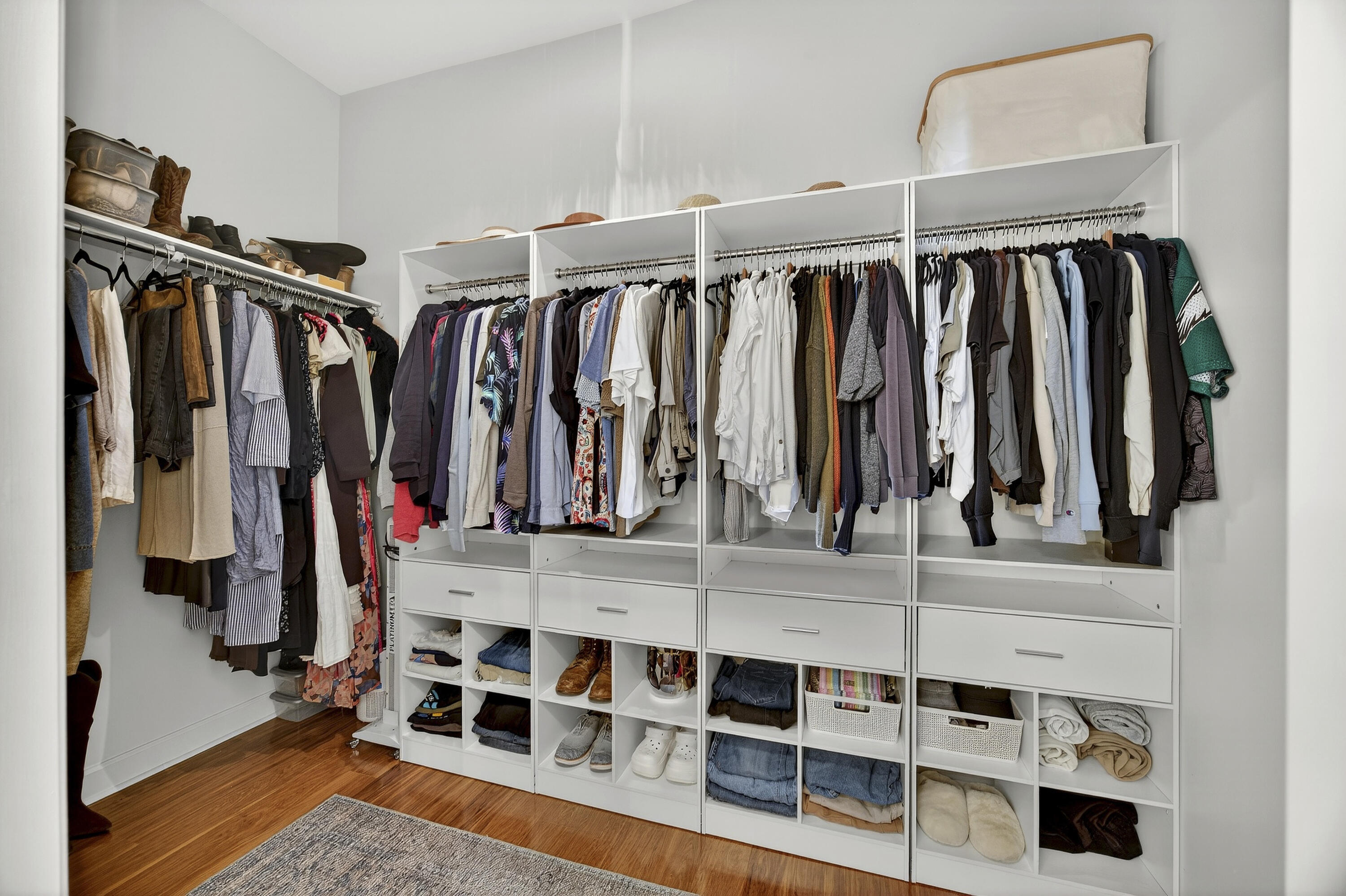 1617 William Hapton Way