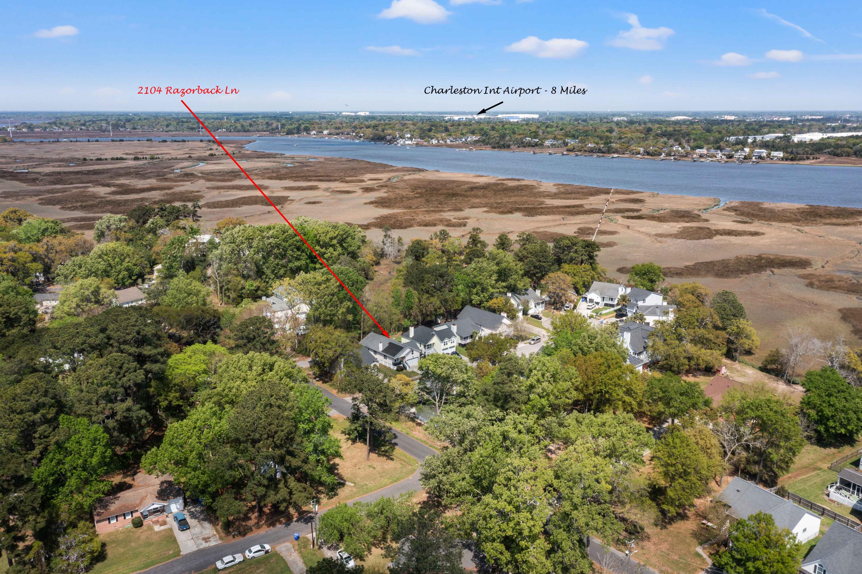 2104 Razorback Lane