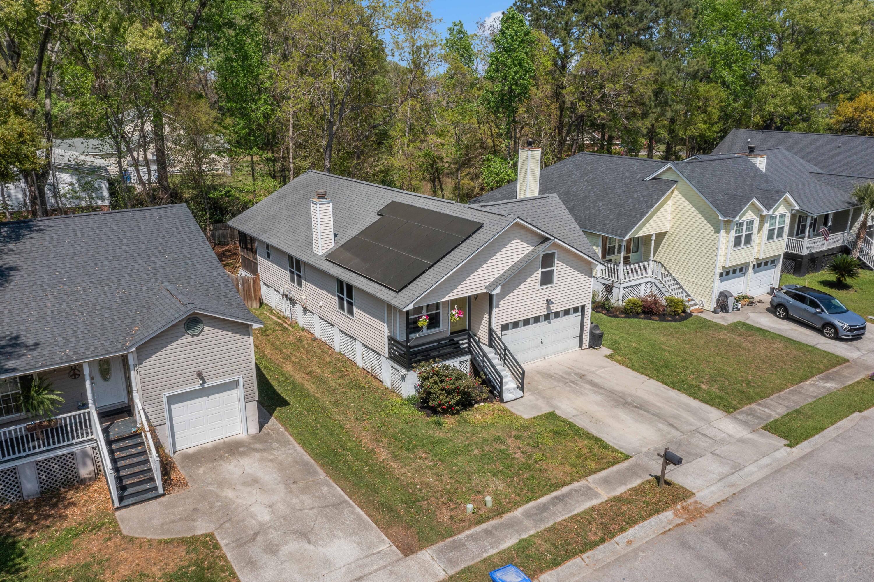 2104 Razorback Lane