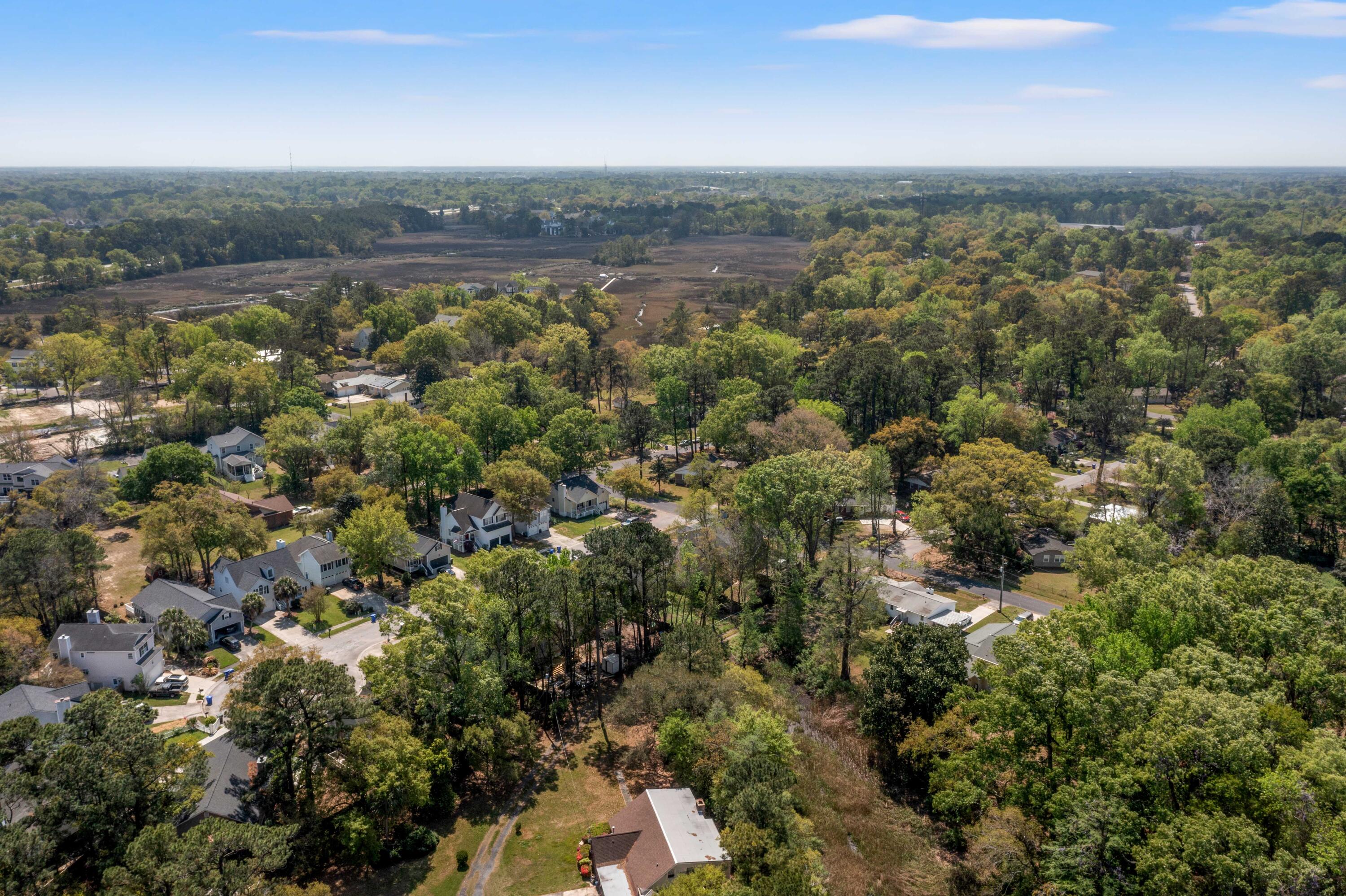 2104 Razorback Lane