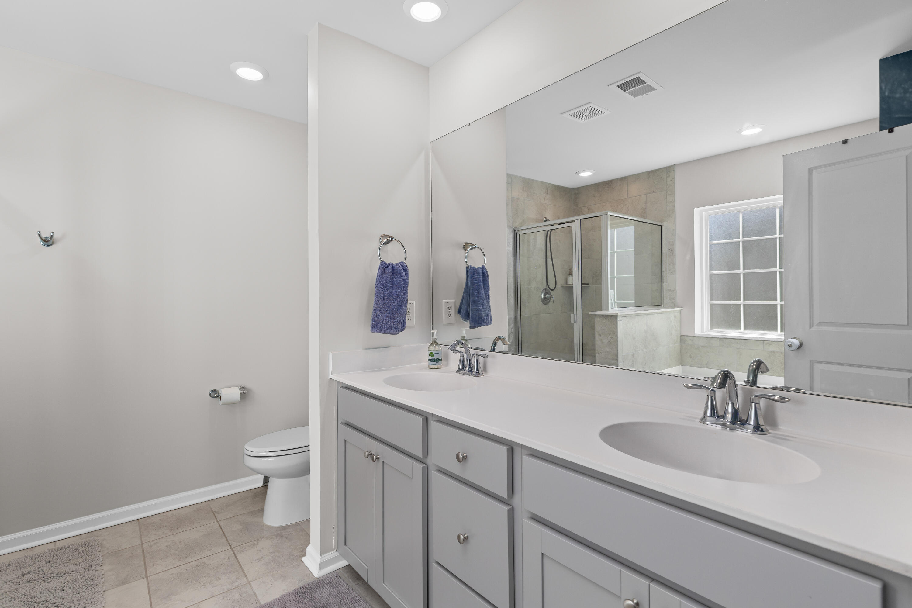 511 Singing Bush Avenue