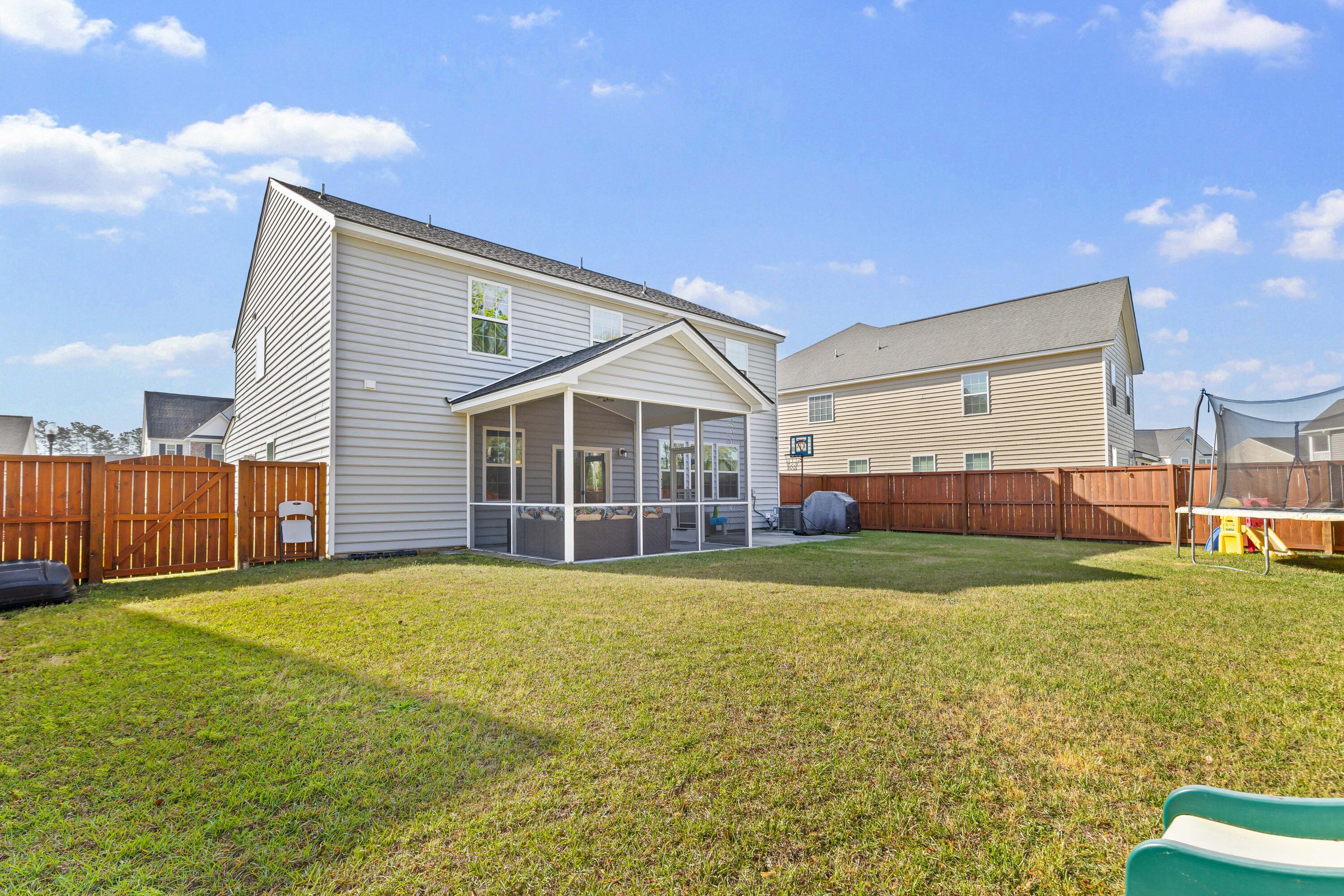 511 Singing Bush Avenue