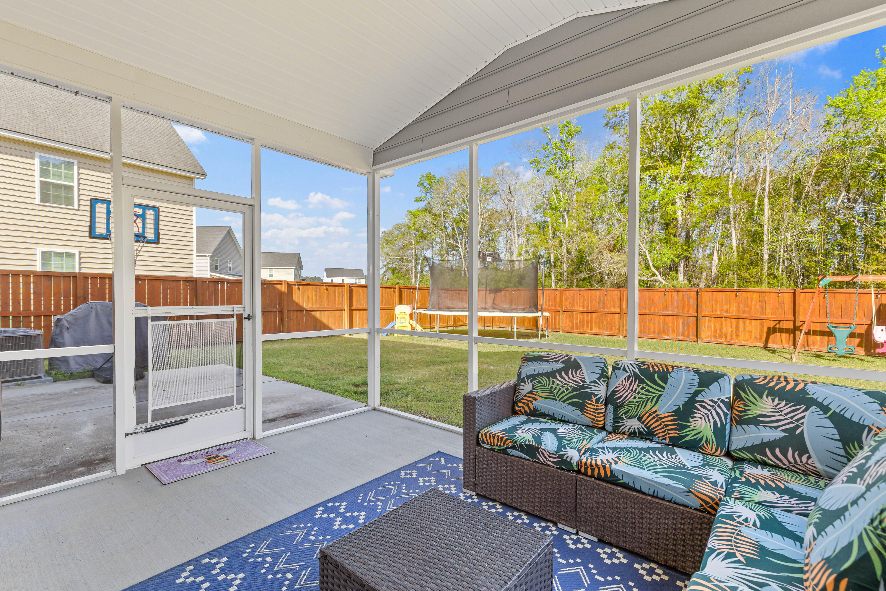 511 Singing Bush Avenue