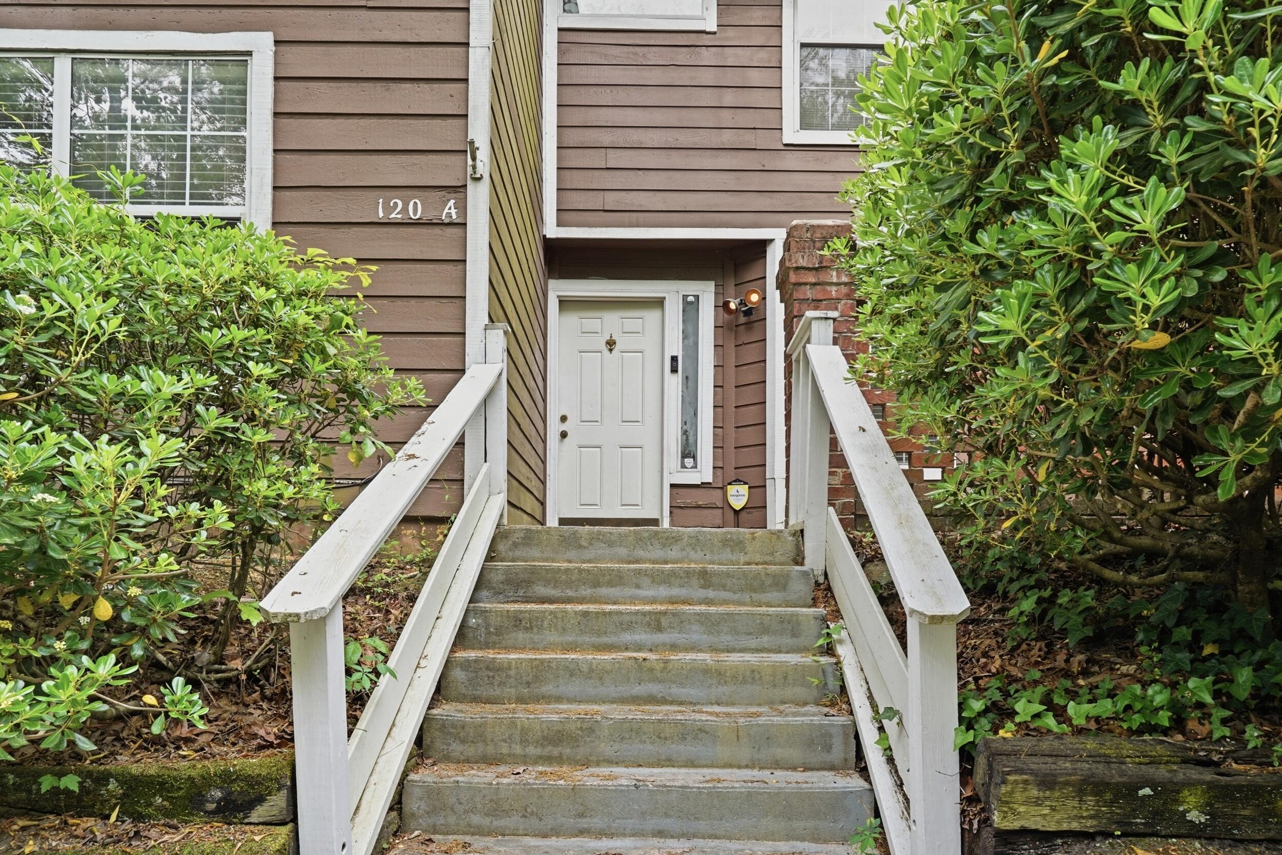 120 Luden Drive Apt A