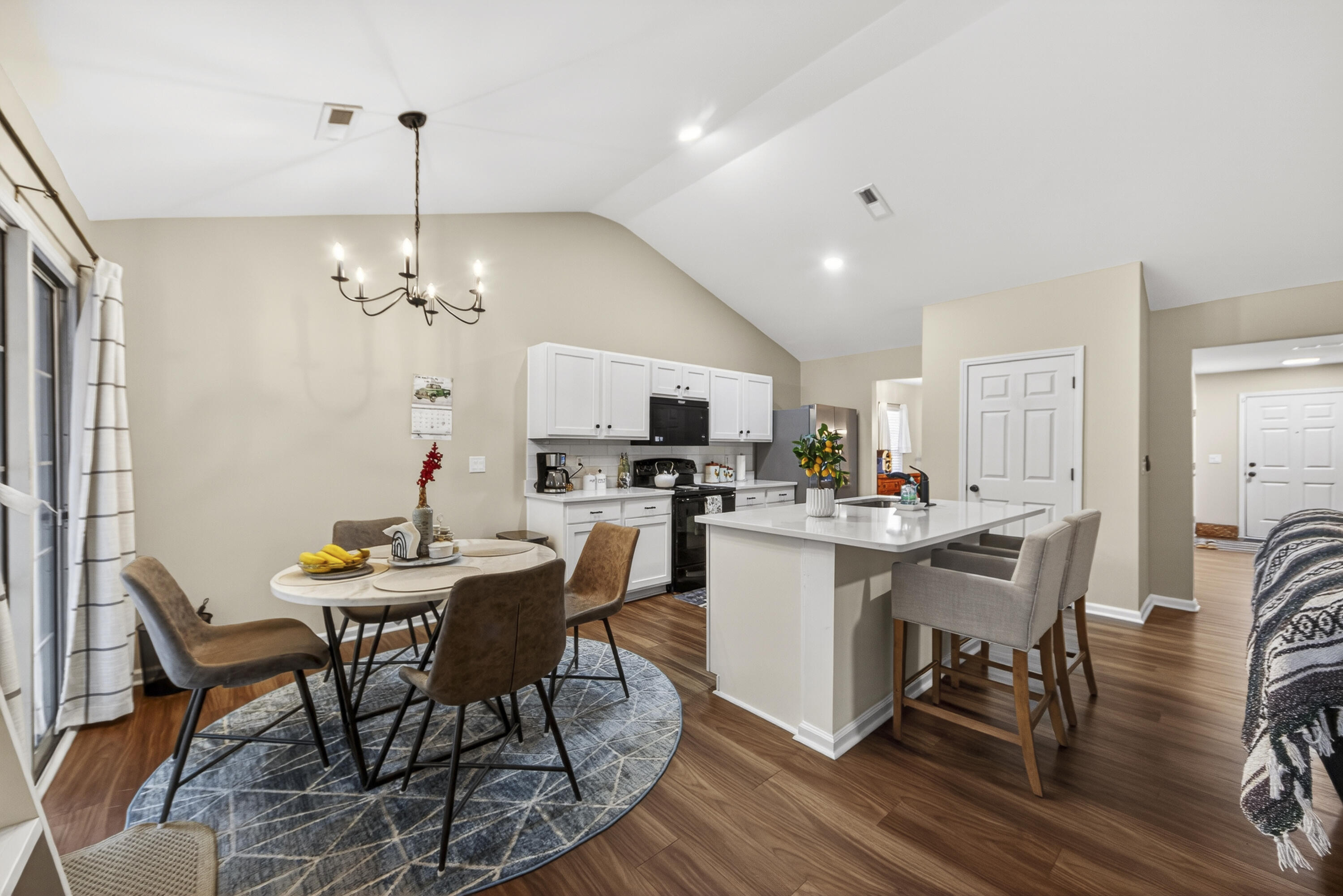 5252 Copley Circle
