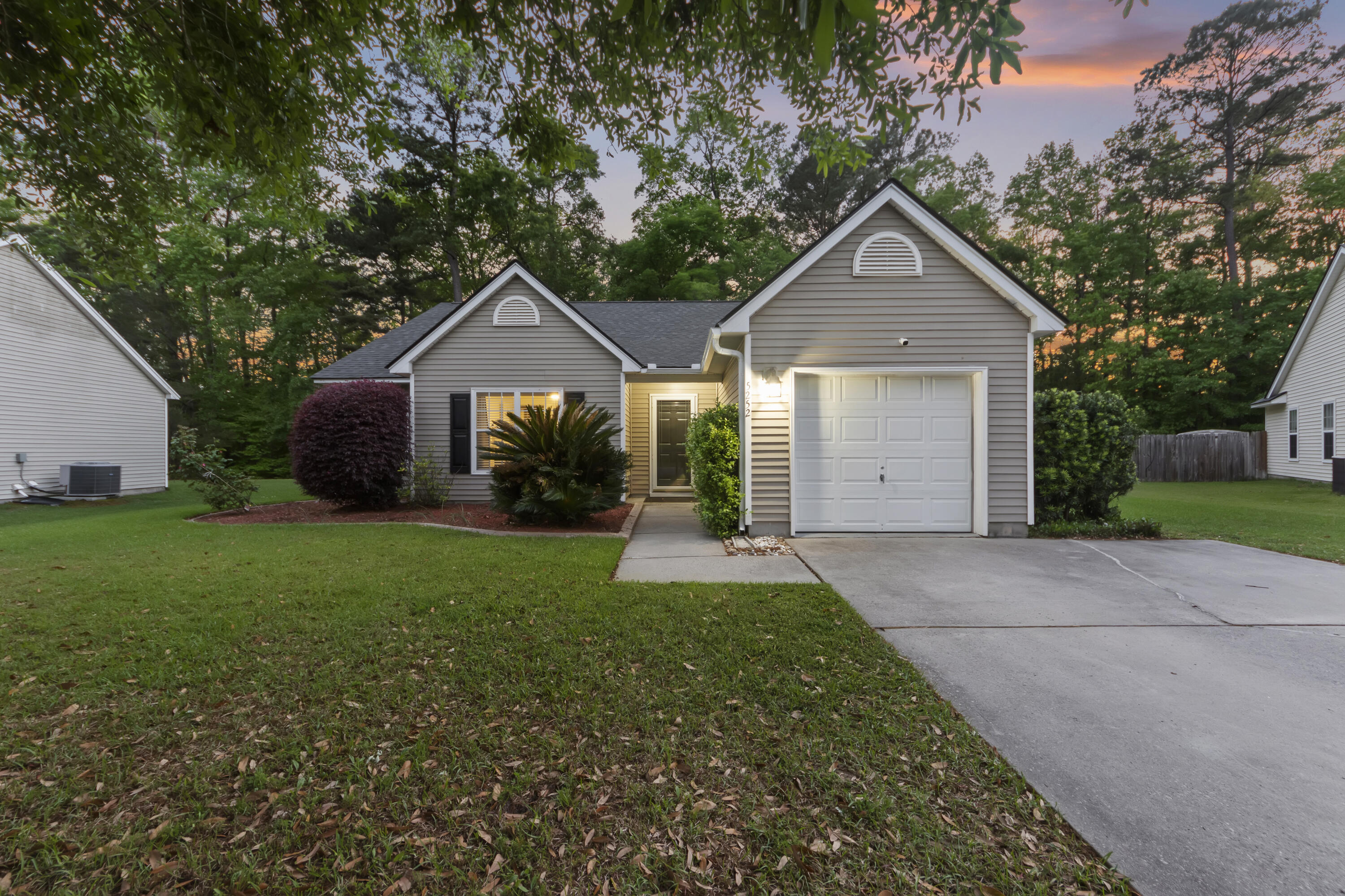 5252 Copley Circle