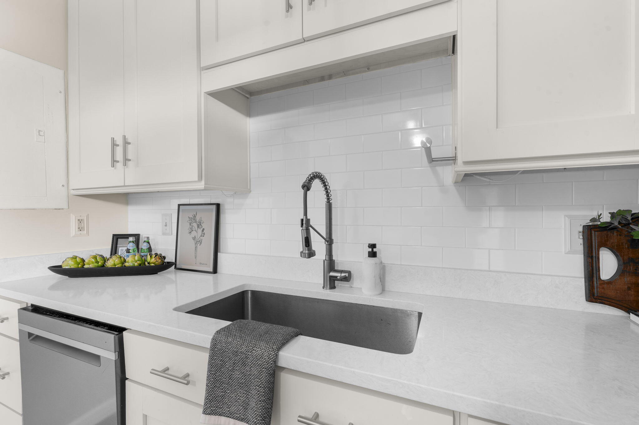 507 Stinson Drive Unit 1f