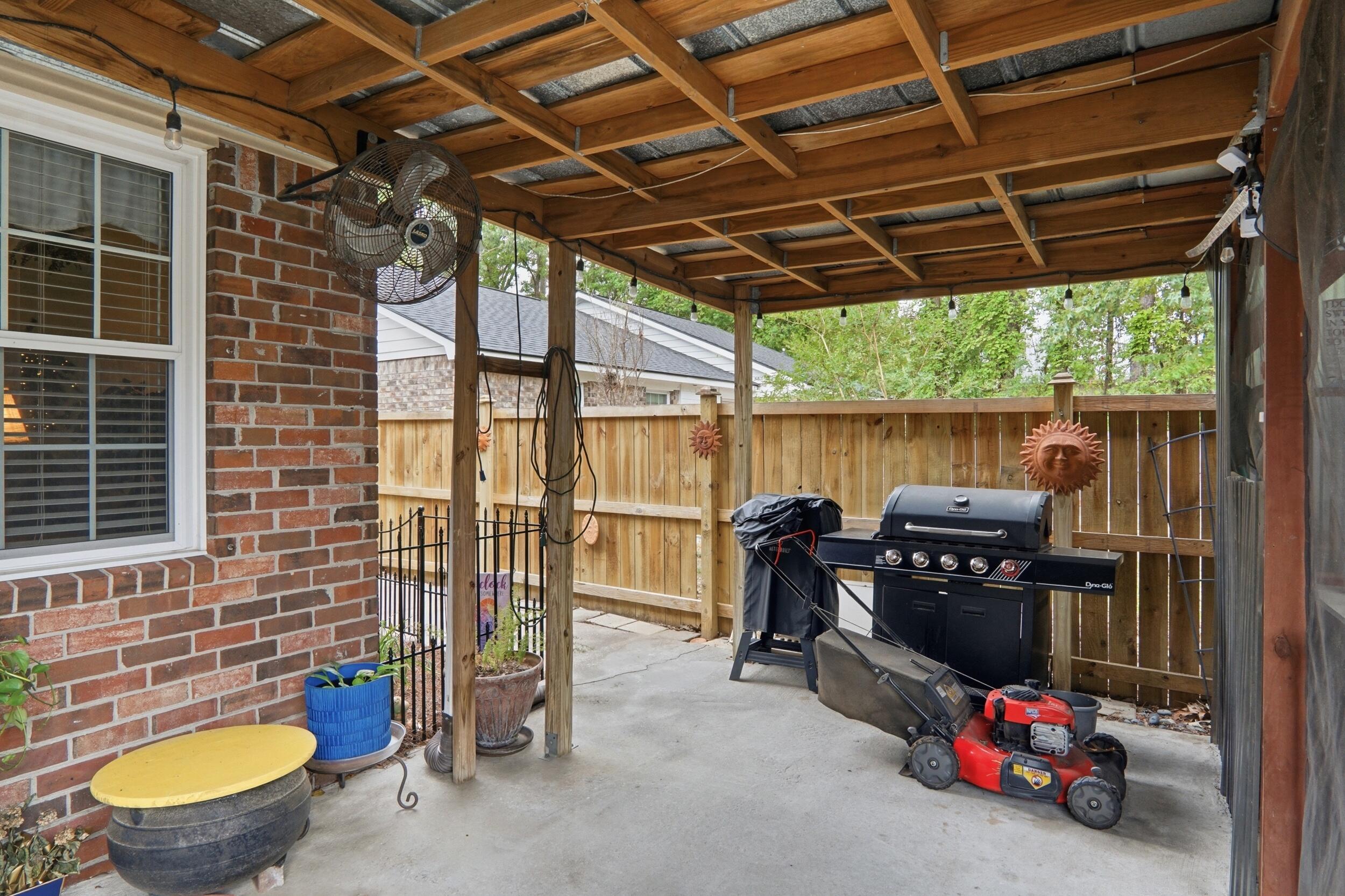 1778 Dogwood Road