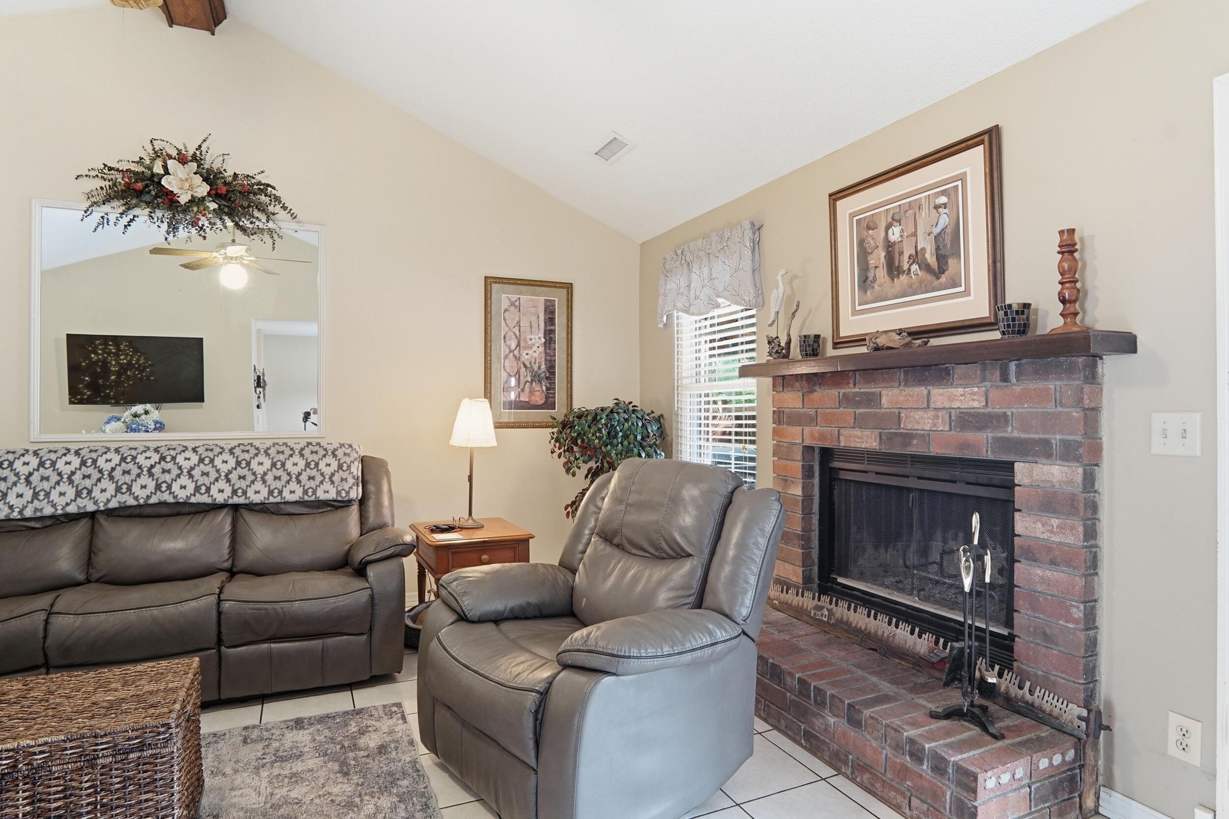 1778 Dogwood Road